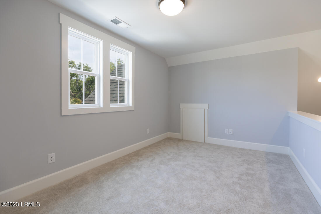 22 Basin Trail Street