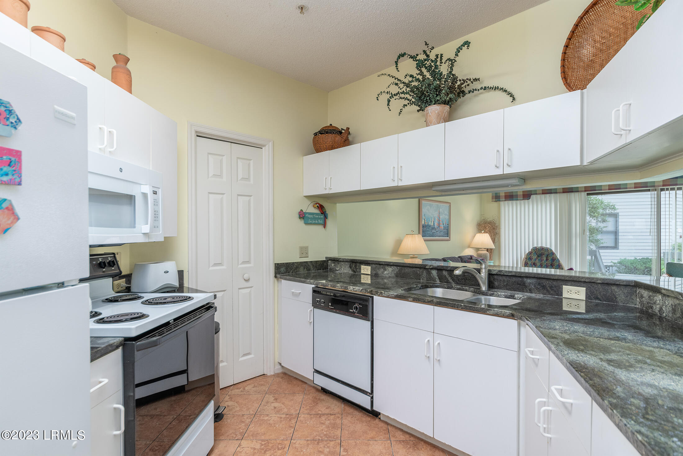 19 Lemoyne Avenue Unit: 65