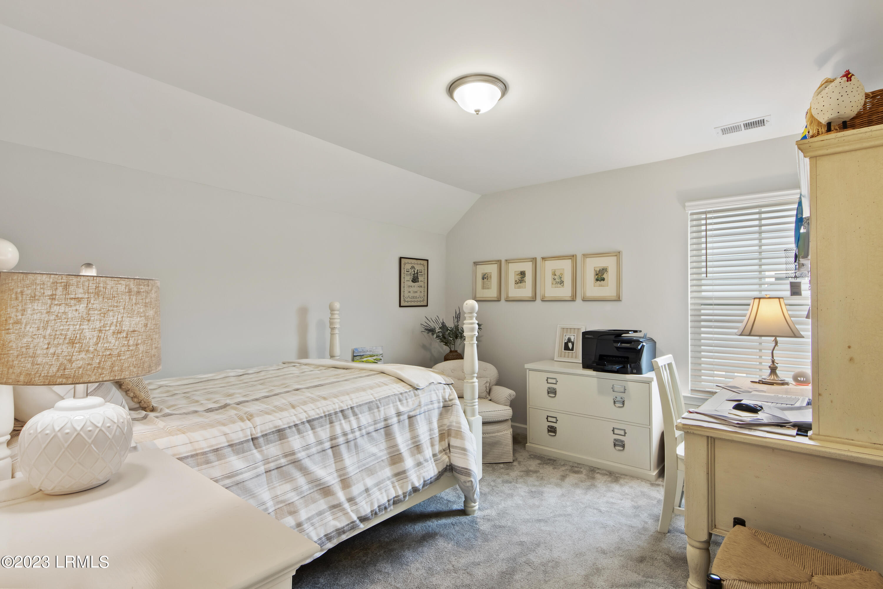 5 Benton Circle
