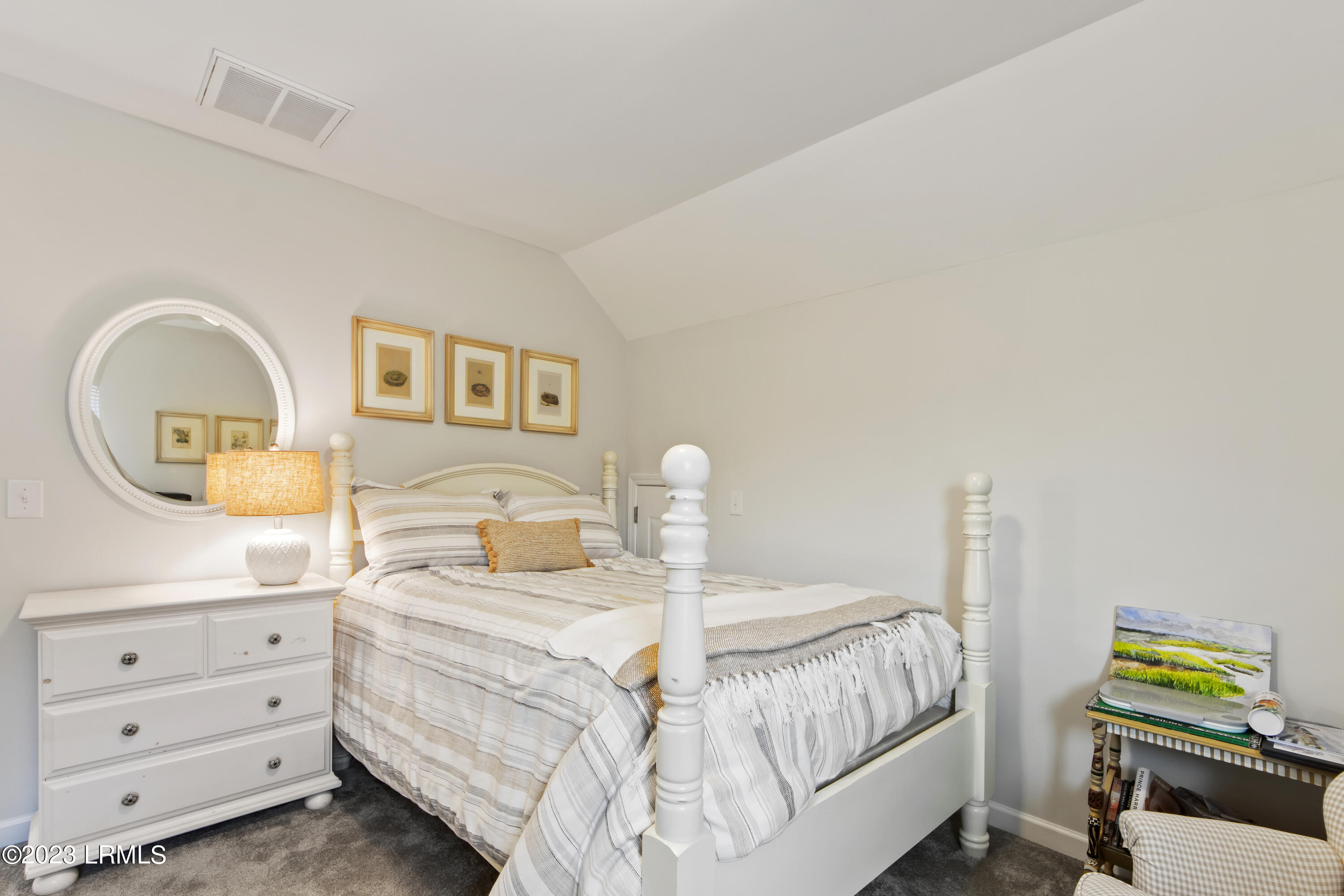 5 Benton Circle