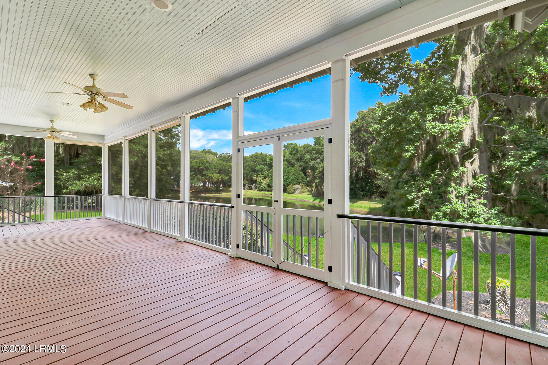 15 Long Pond Drive N