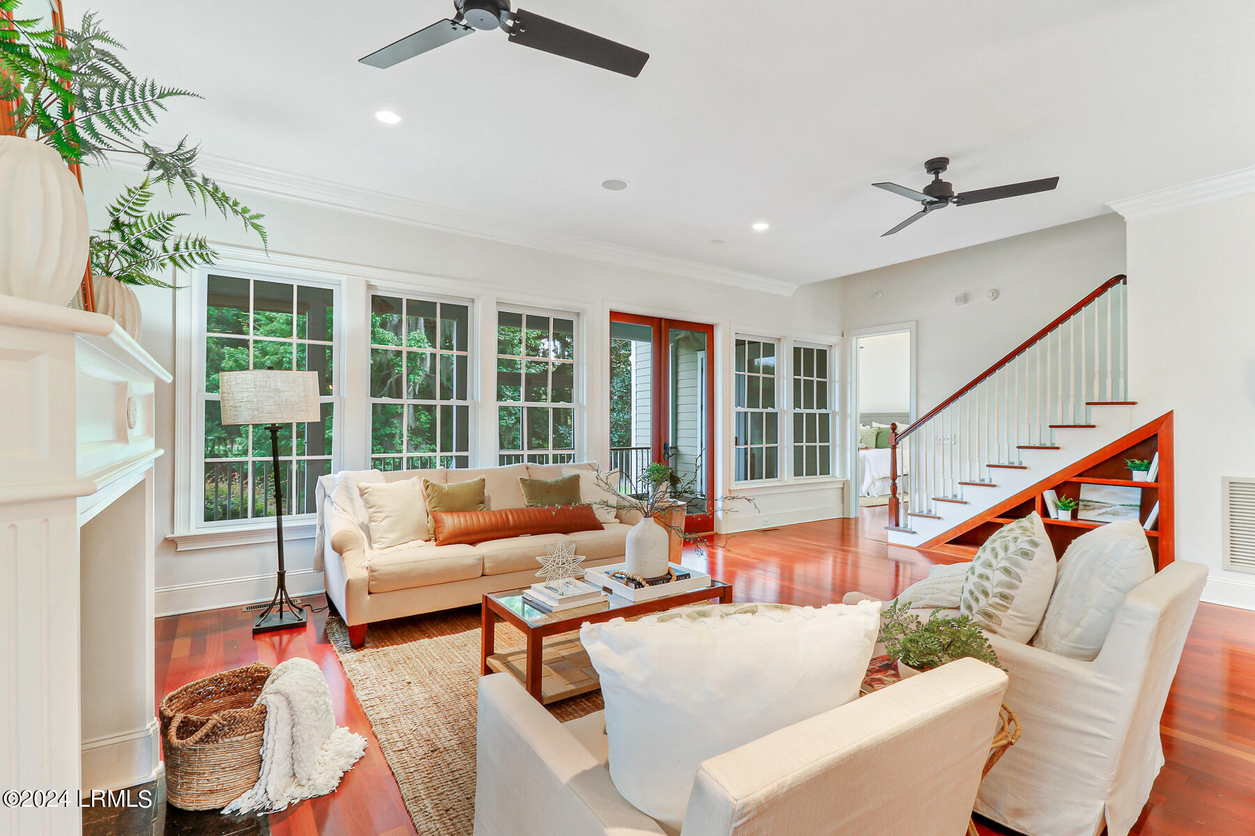15 Long Pond Drive N