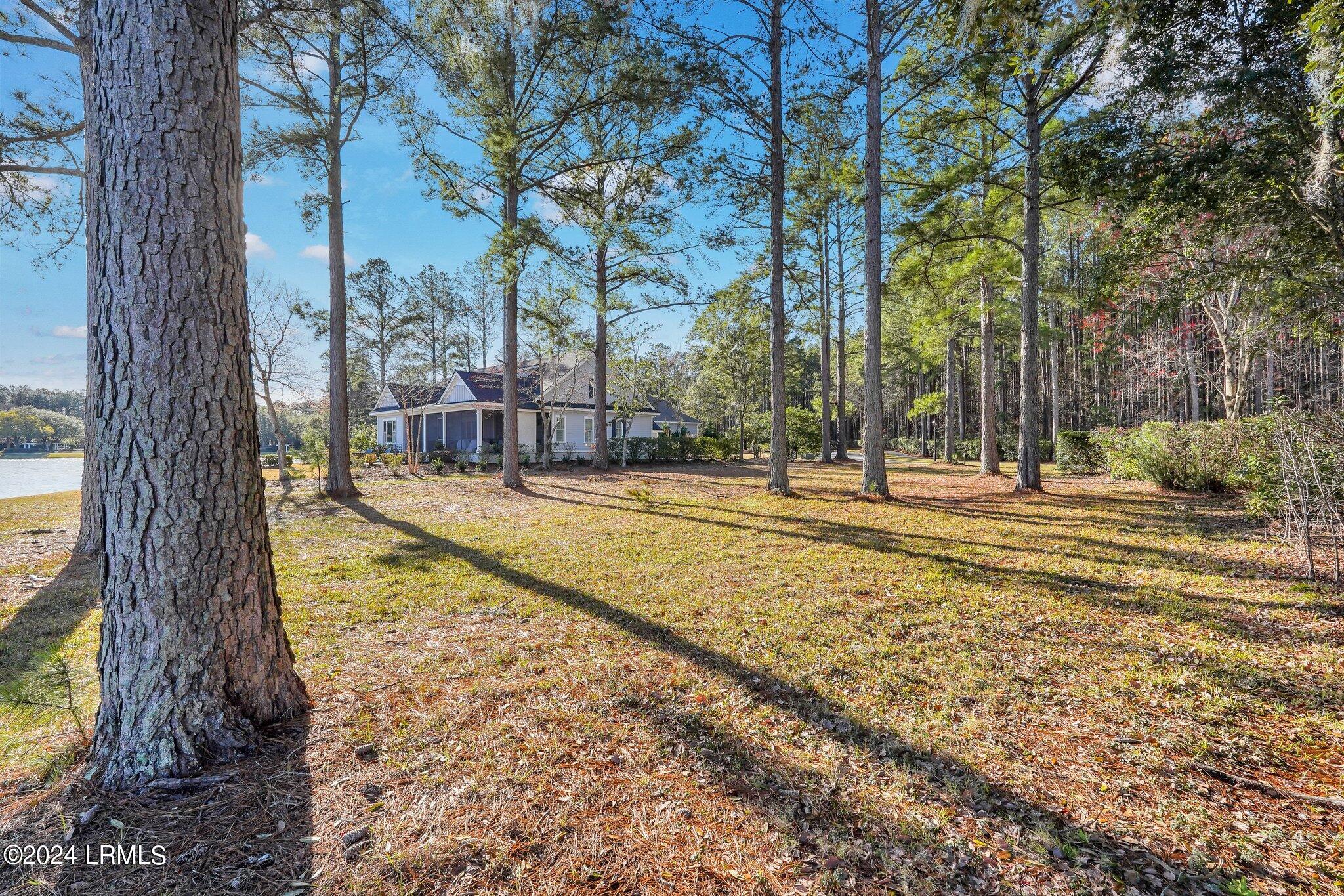 22 Lancaster Boulevard