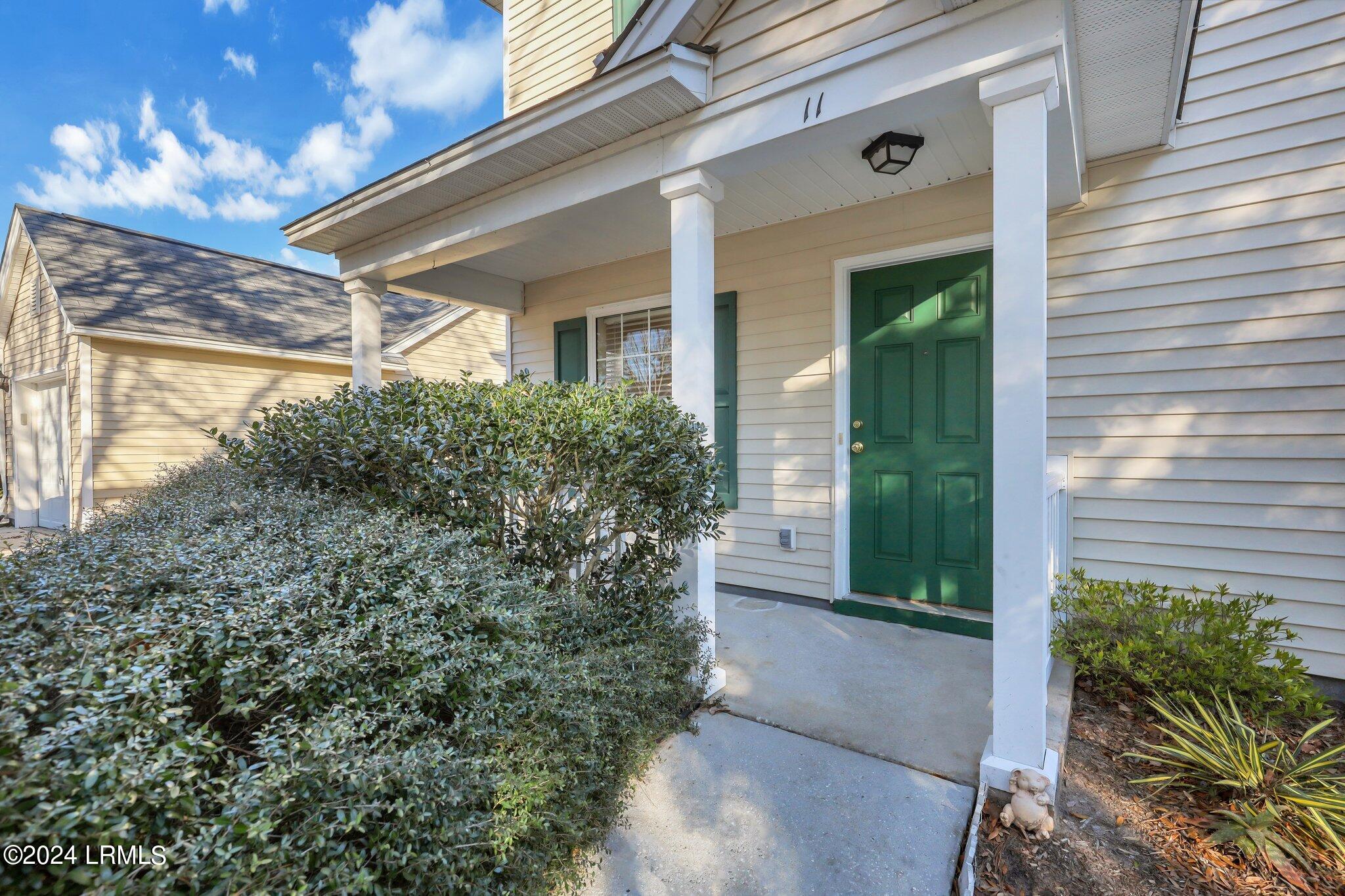 11 Wiregrass Way