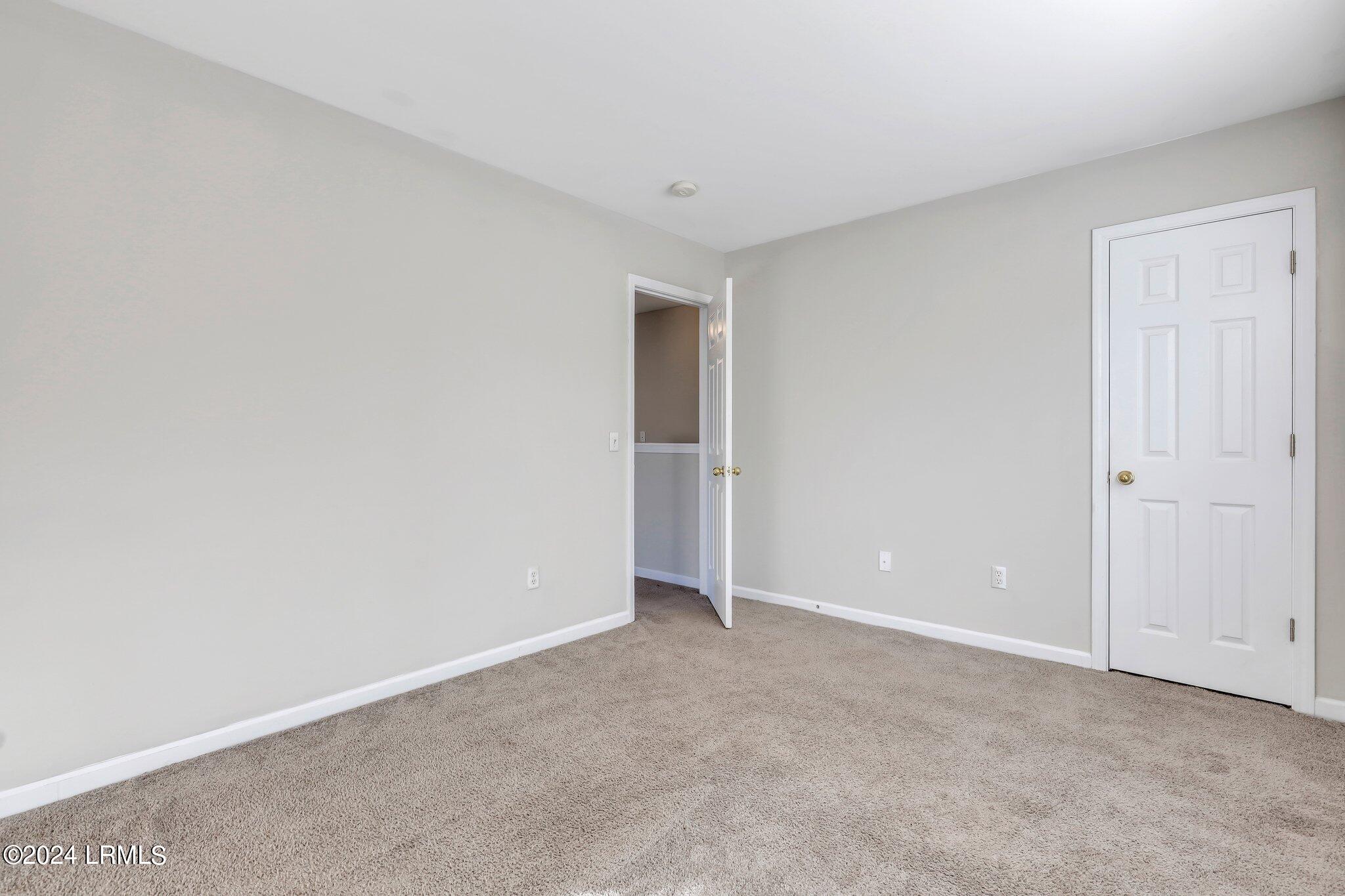 11 Wiregrass Way