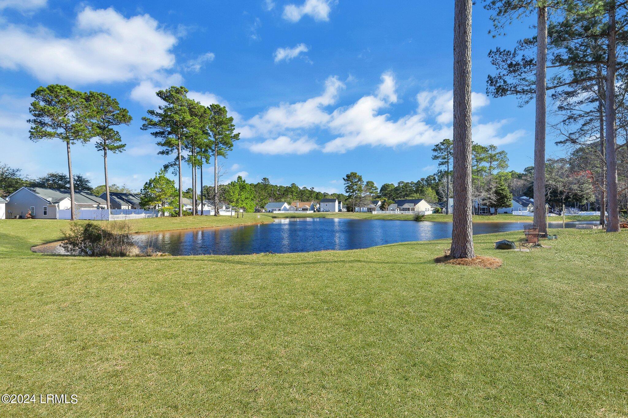 11 Wiregrass Way