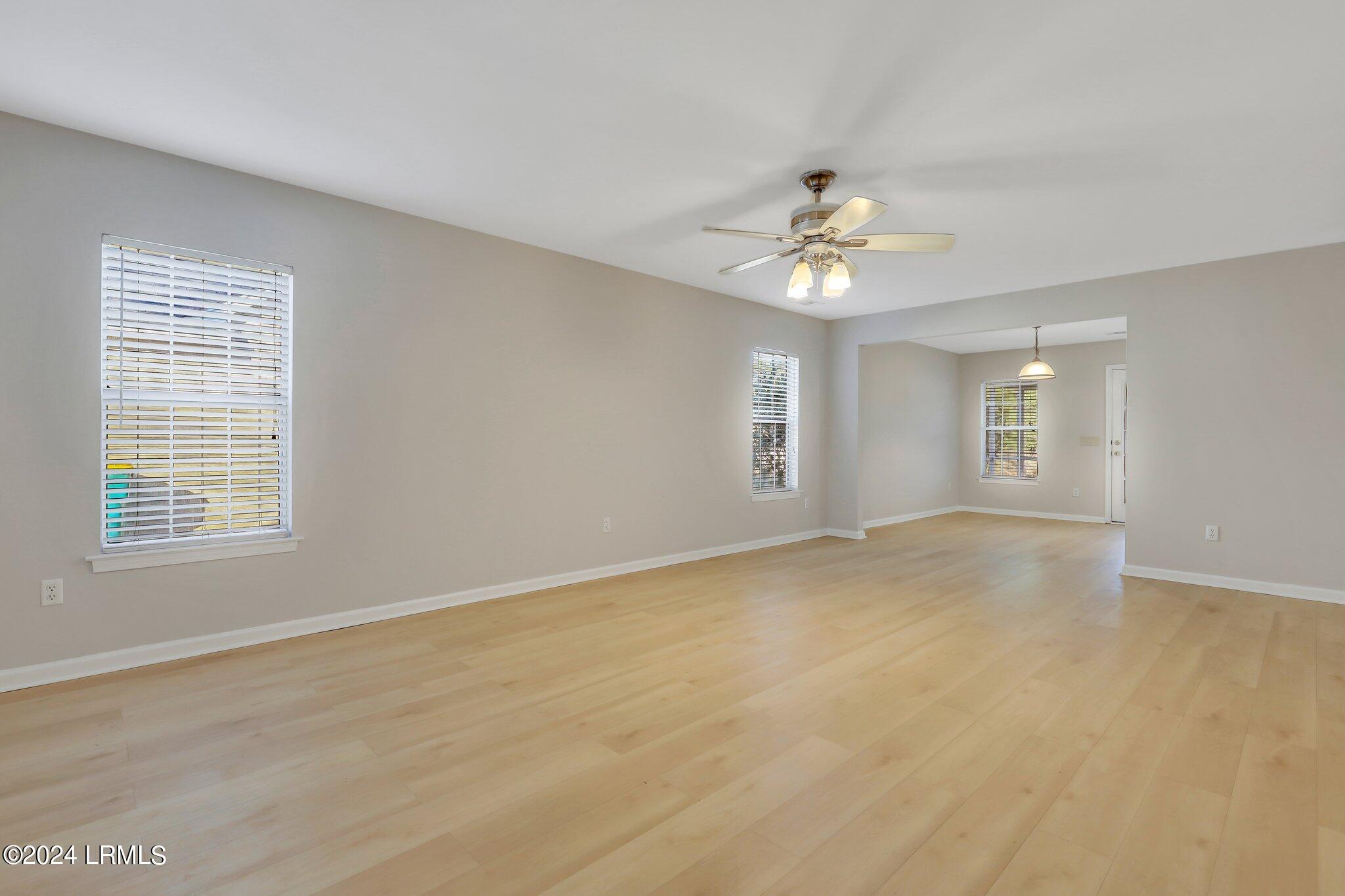 11 Wiregrass Way