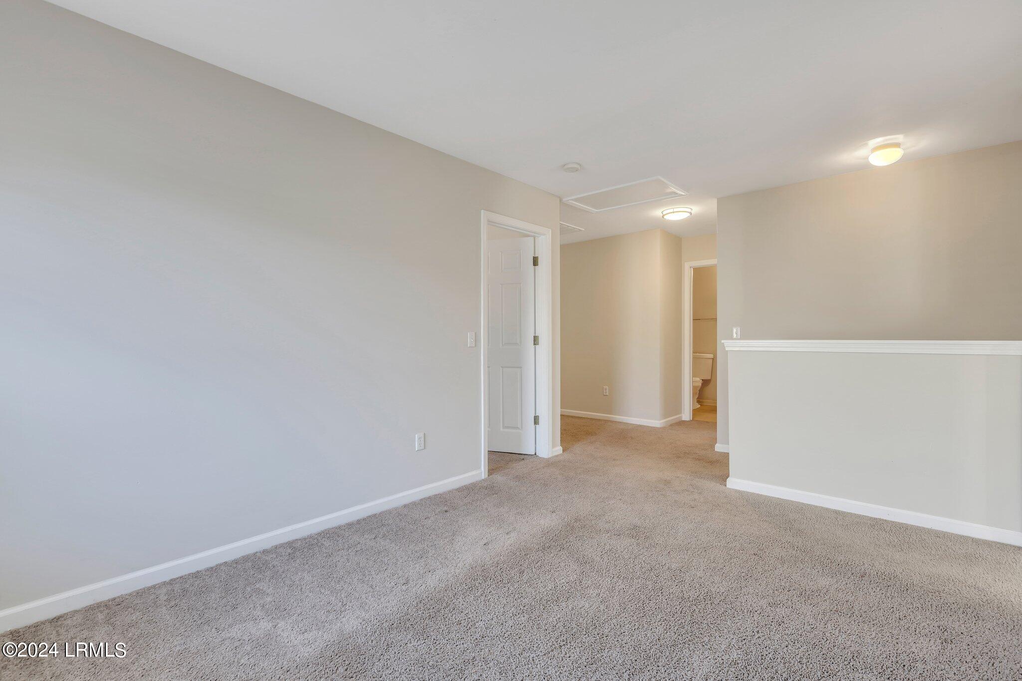 11 Wiregrass Way
