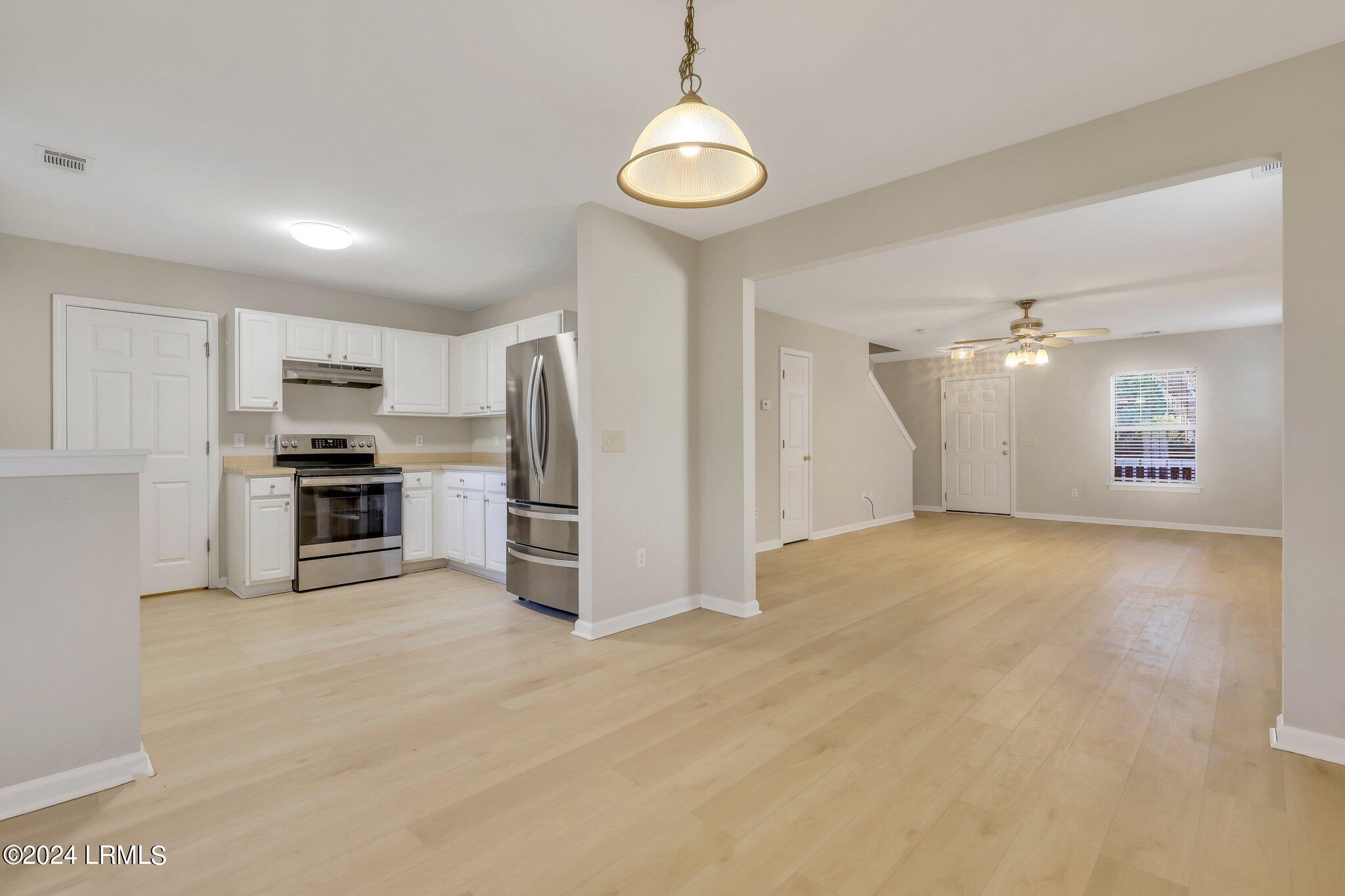 11 Wiregrass Way