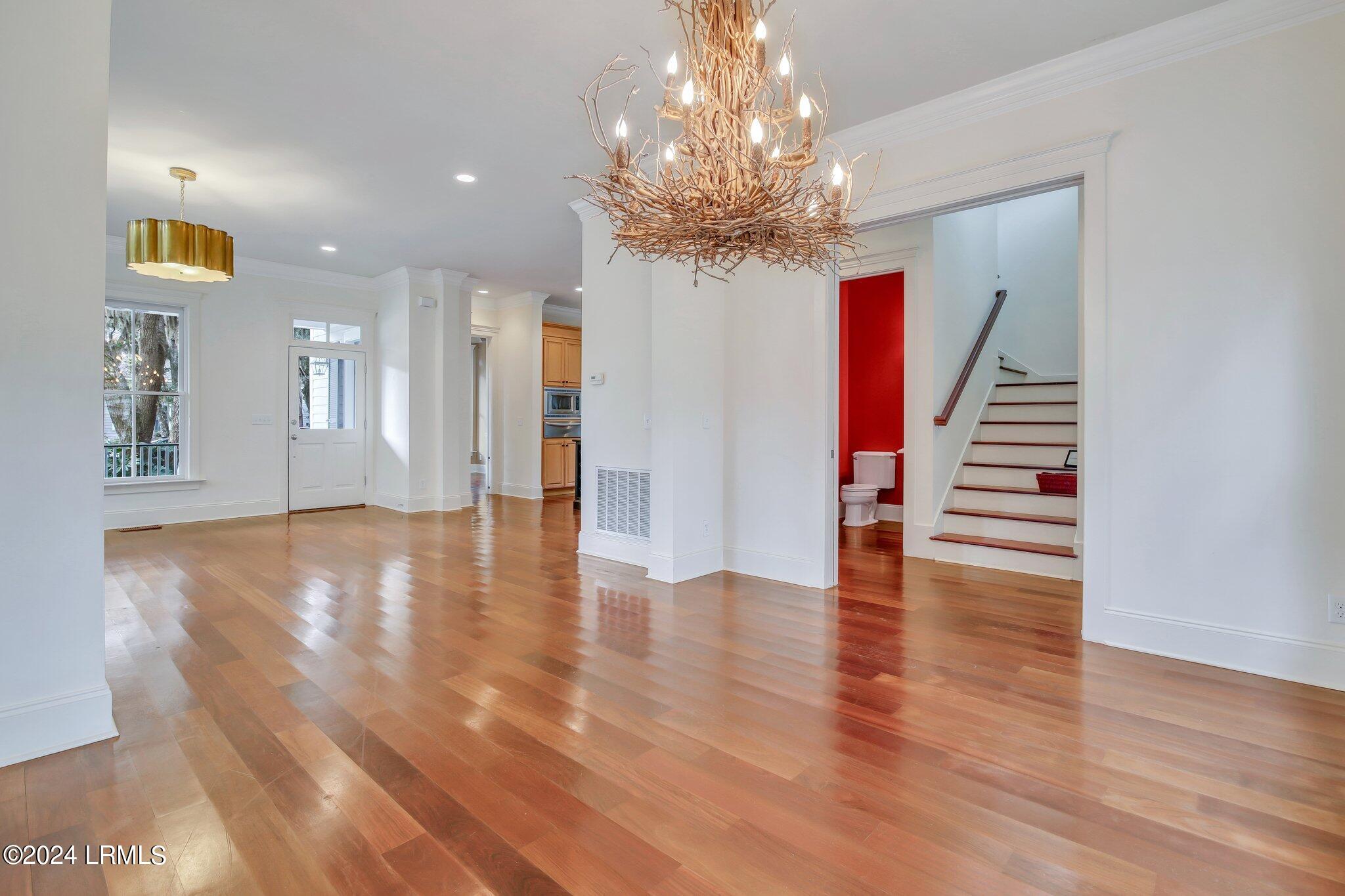 12 Elisabeth Cove