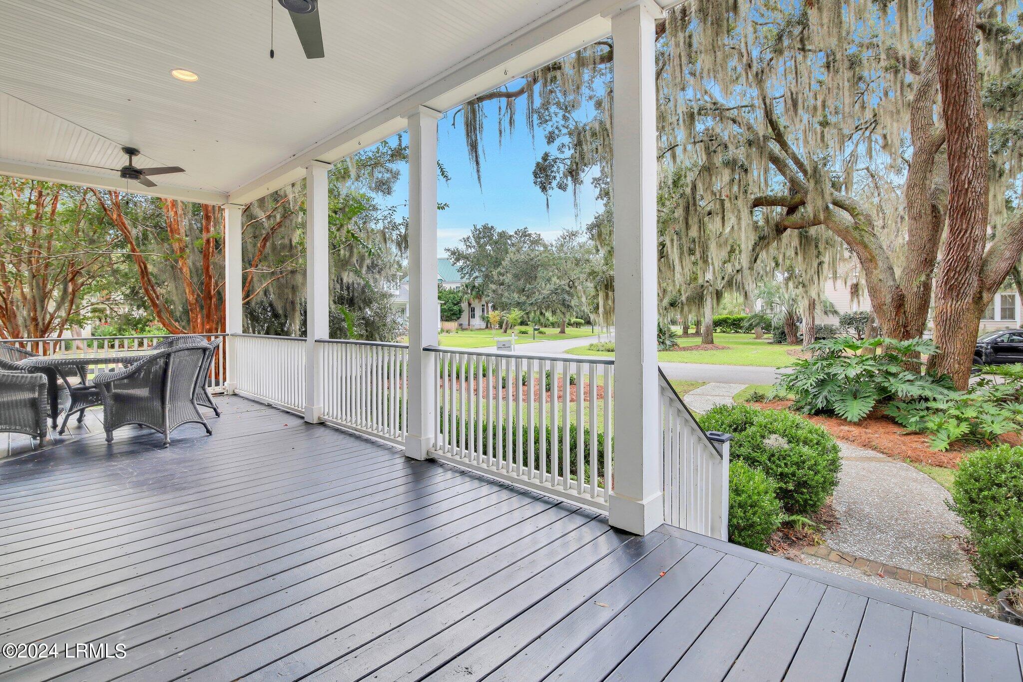 12 Elisabeth Cove