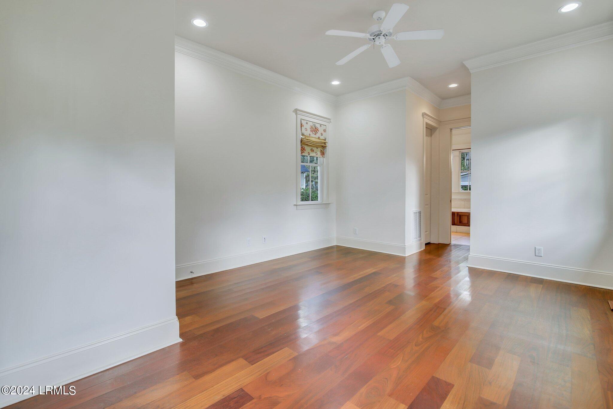 12 Elisabeth Cove
