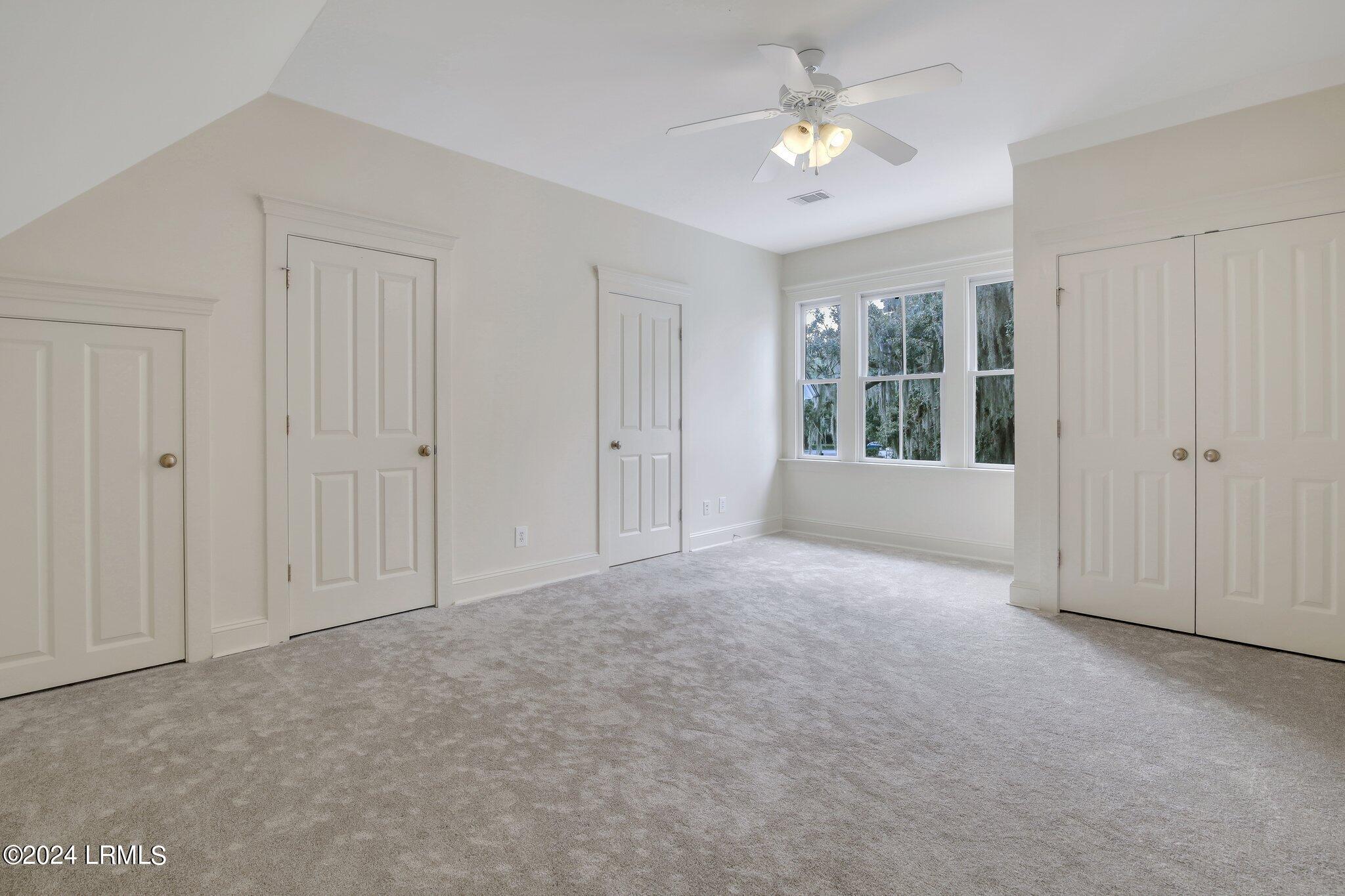 12 Elisabeth Cove
