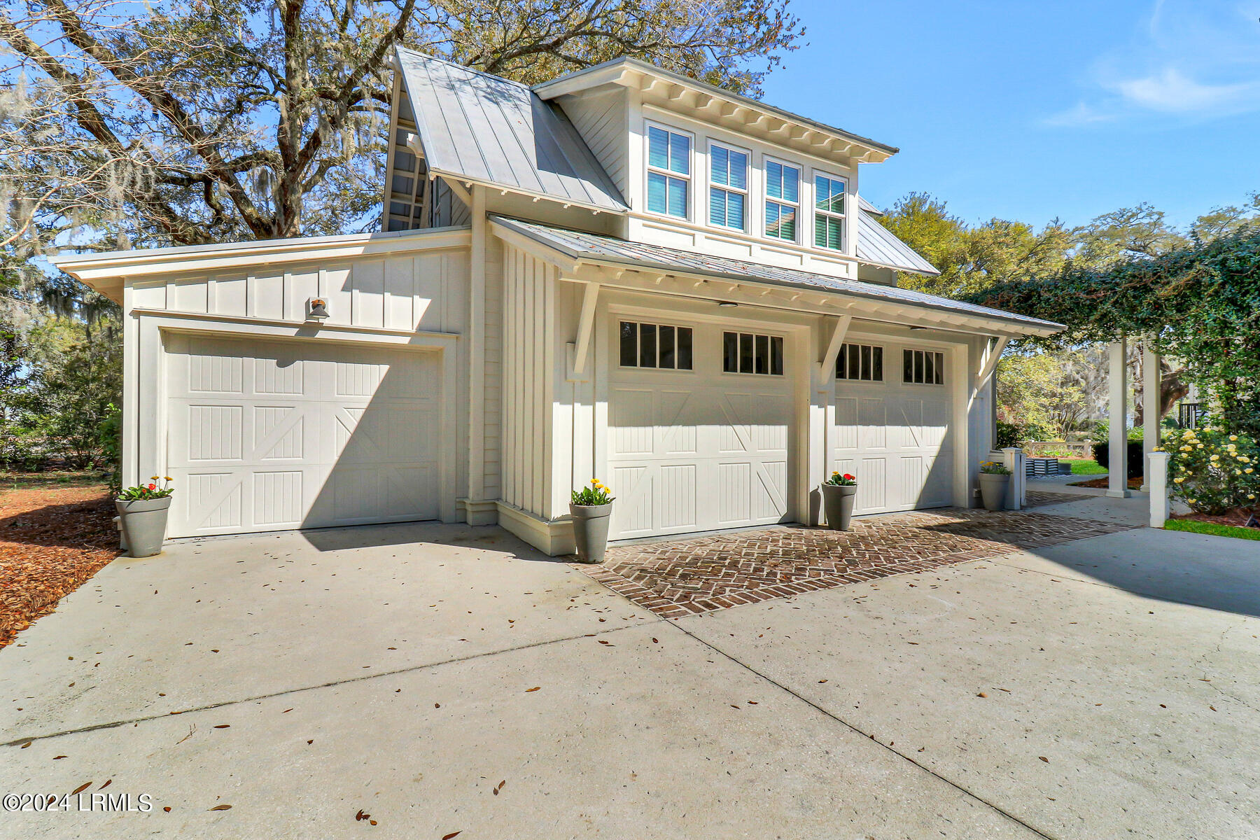 23 Oldfield Way