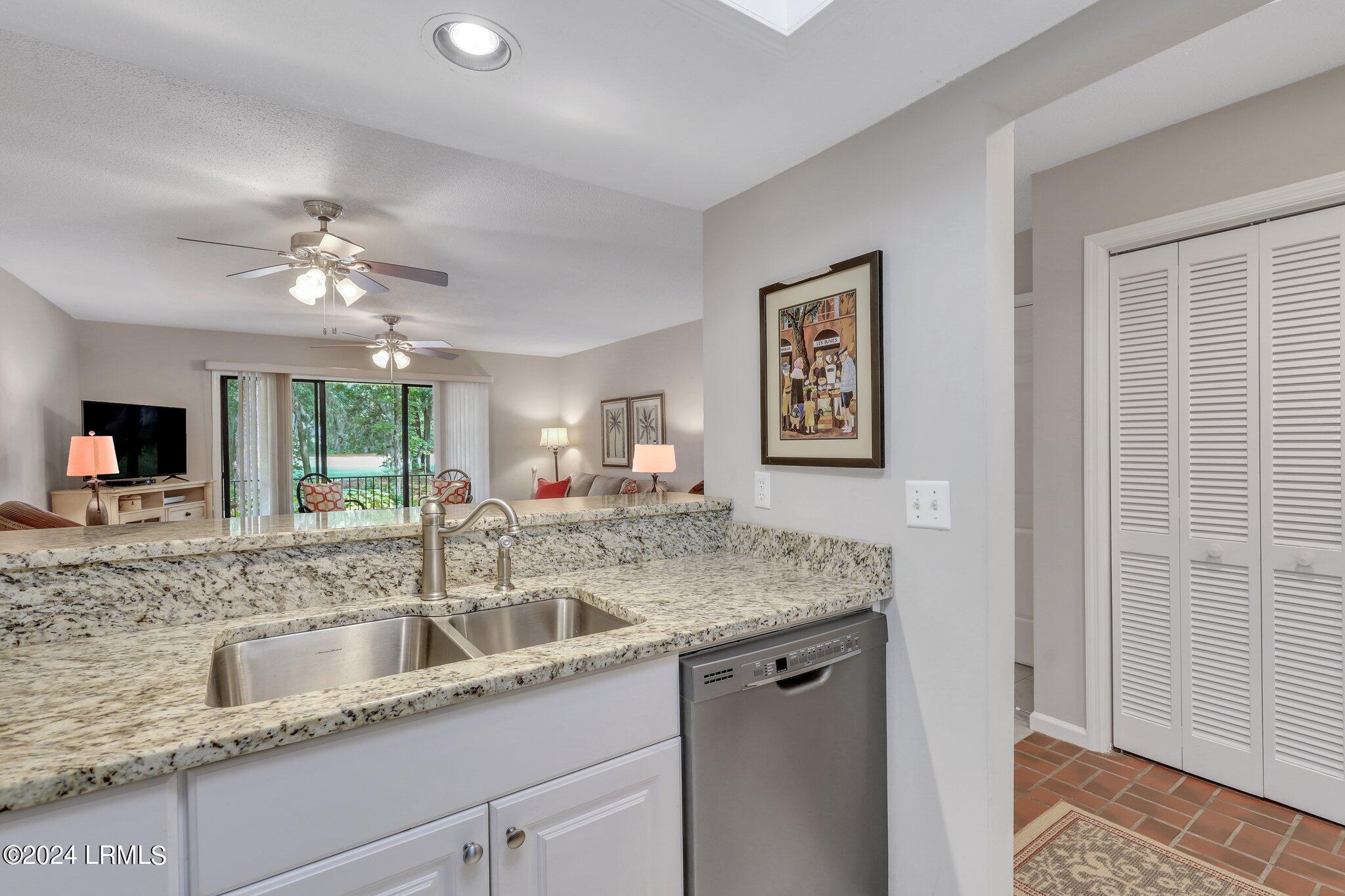 4 Wimbledon Court Unit: 107