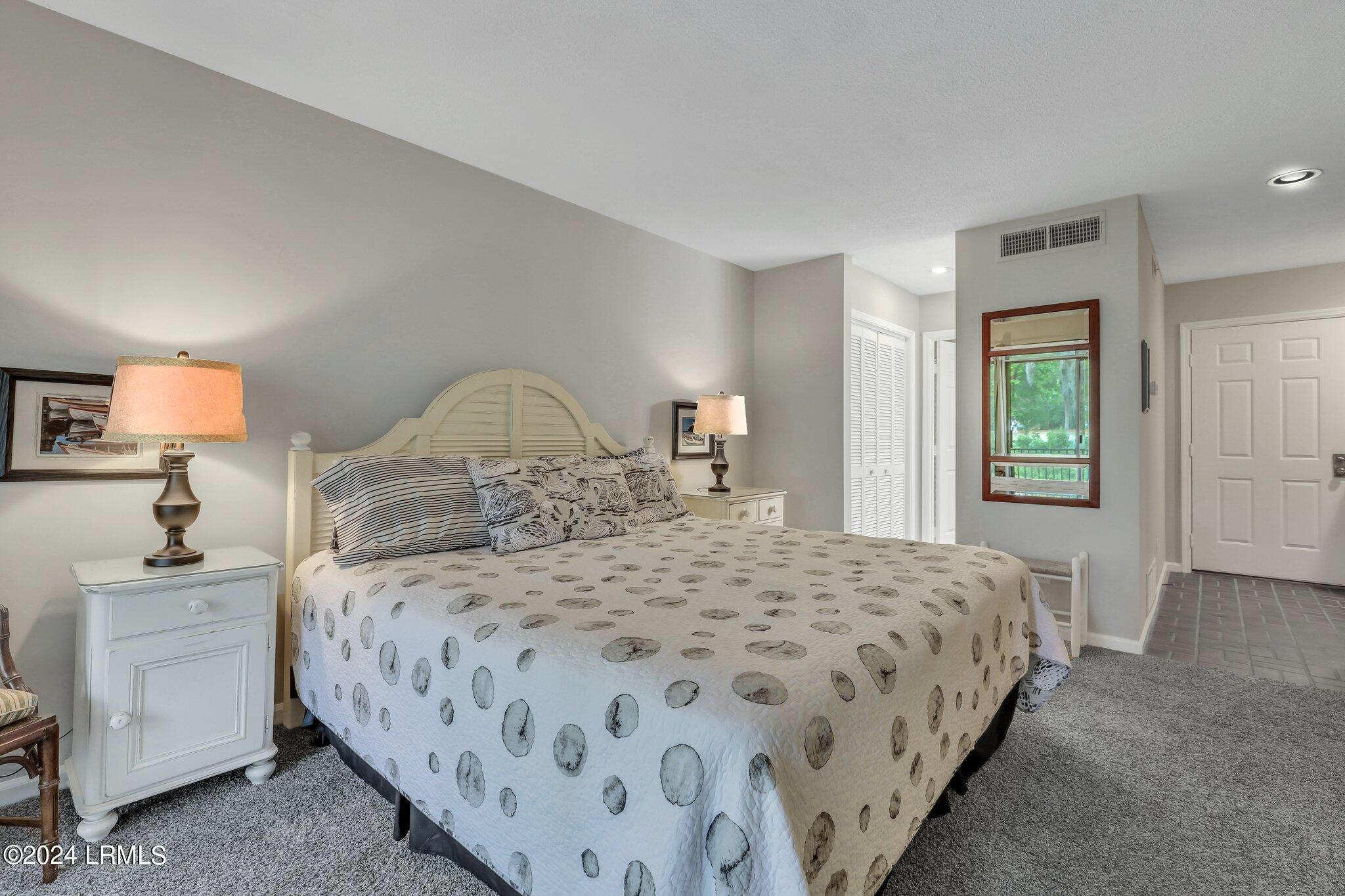 4 Wimbledon Court Unit: 107