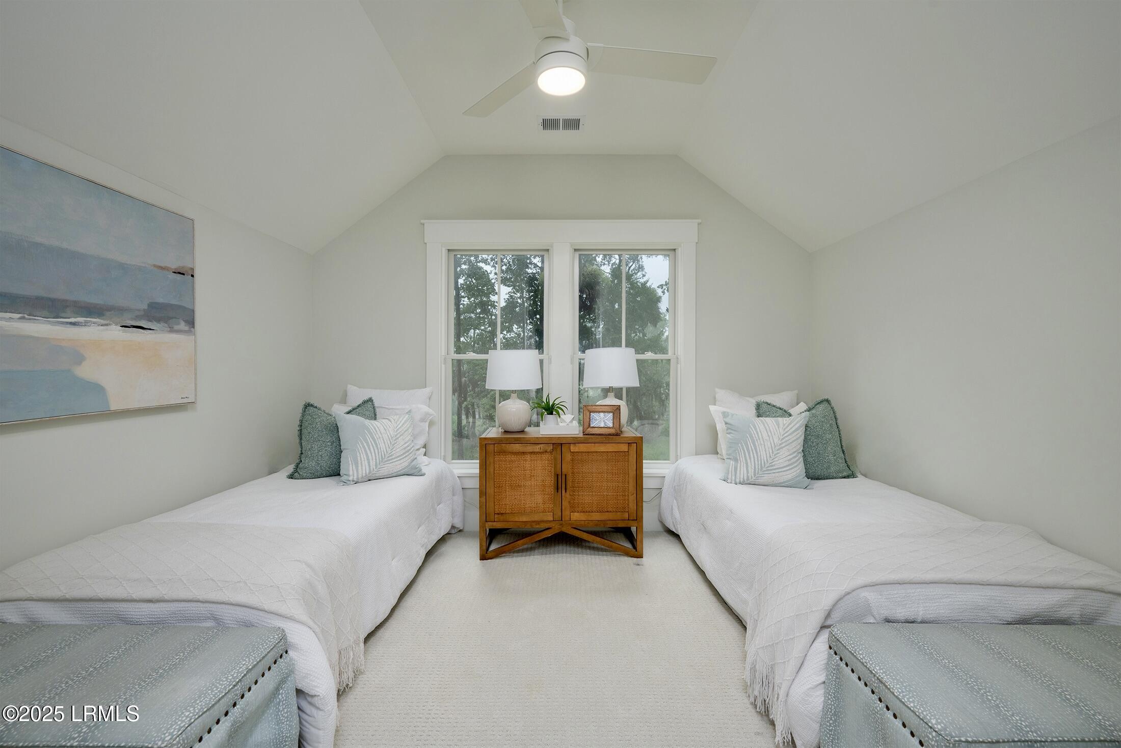 14 Heron Point