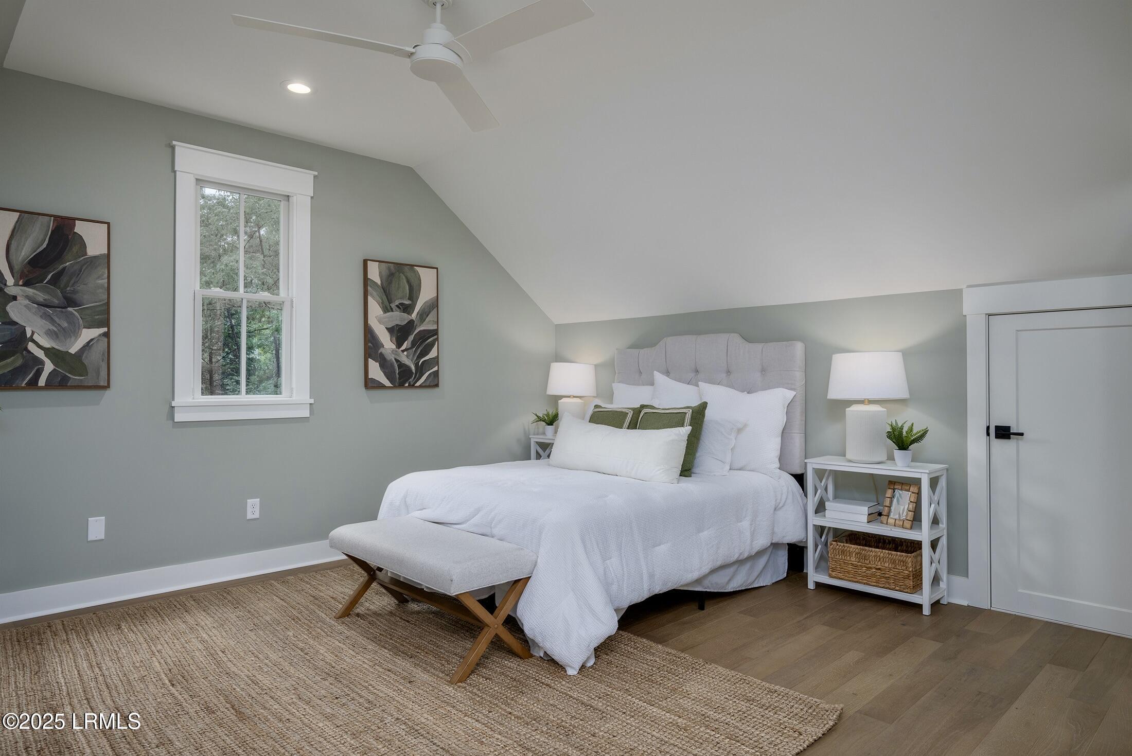 14 Heron Point