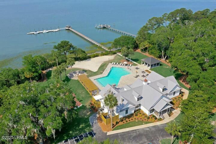 14 Heron Point