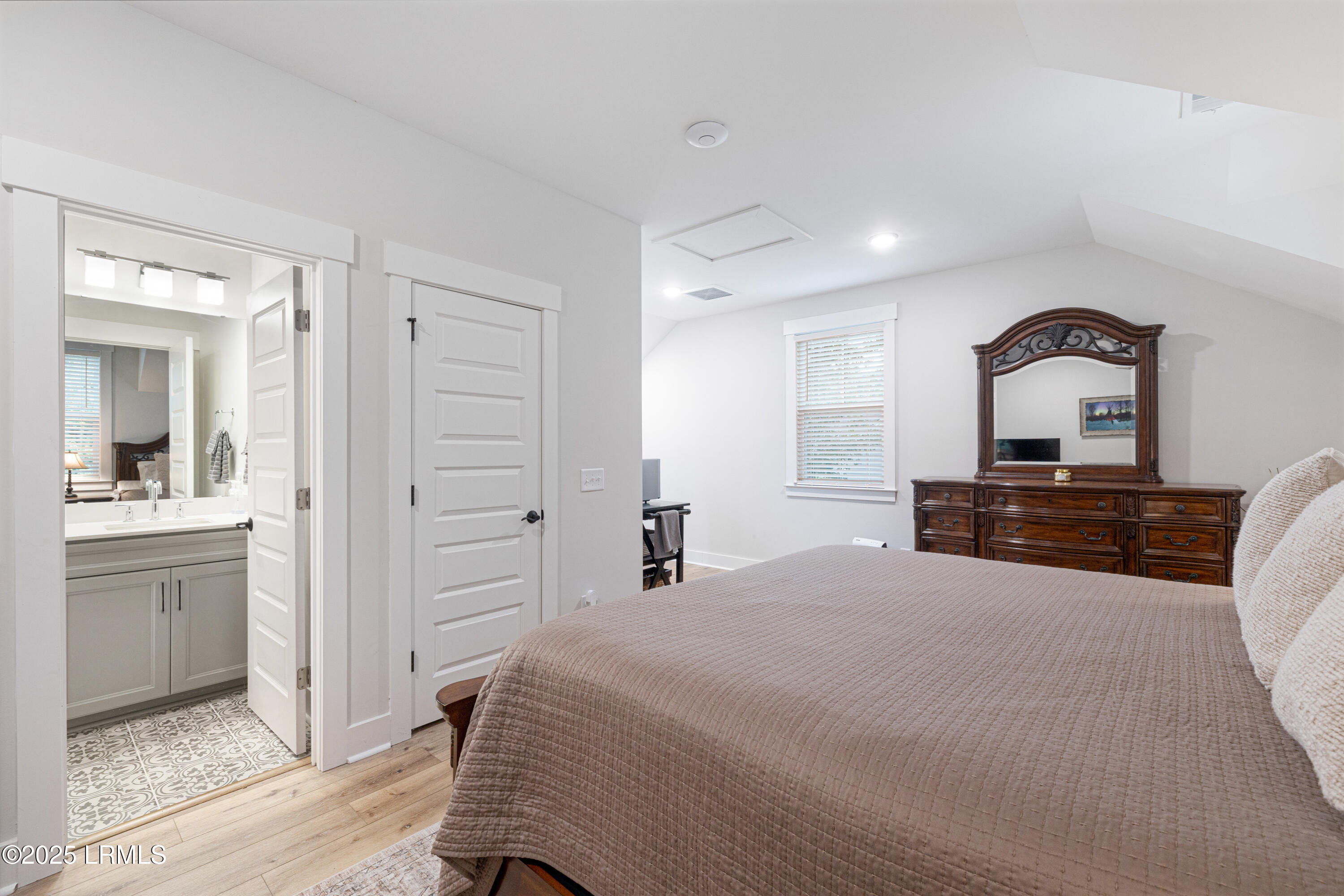 5 Great Heron Way