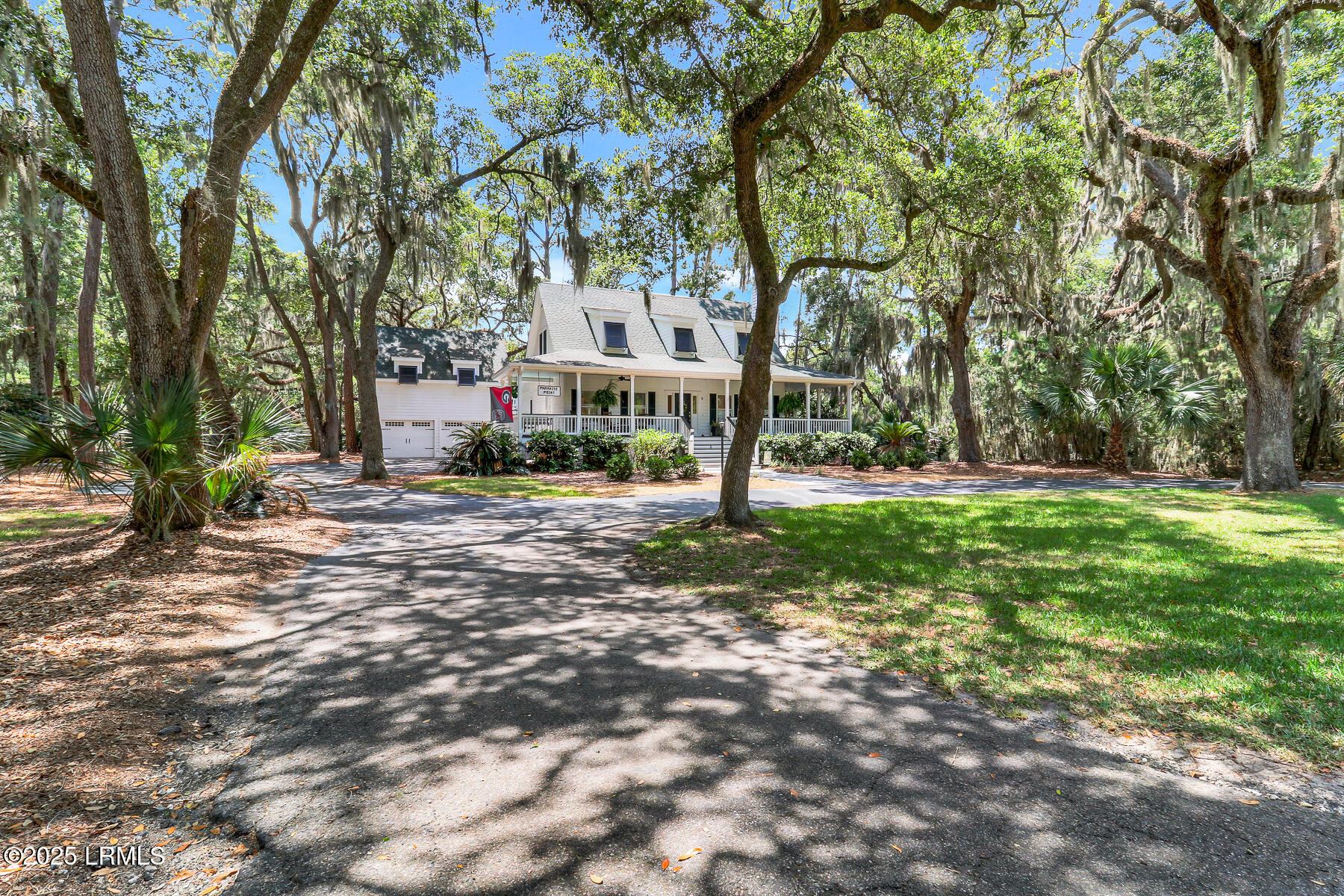 8 Dolphin Point Drive