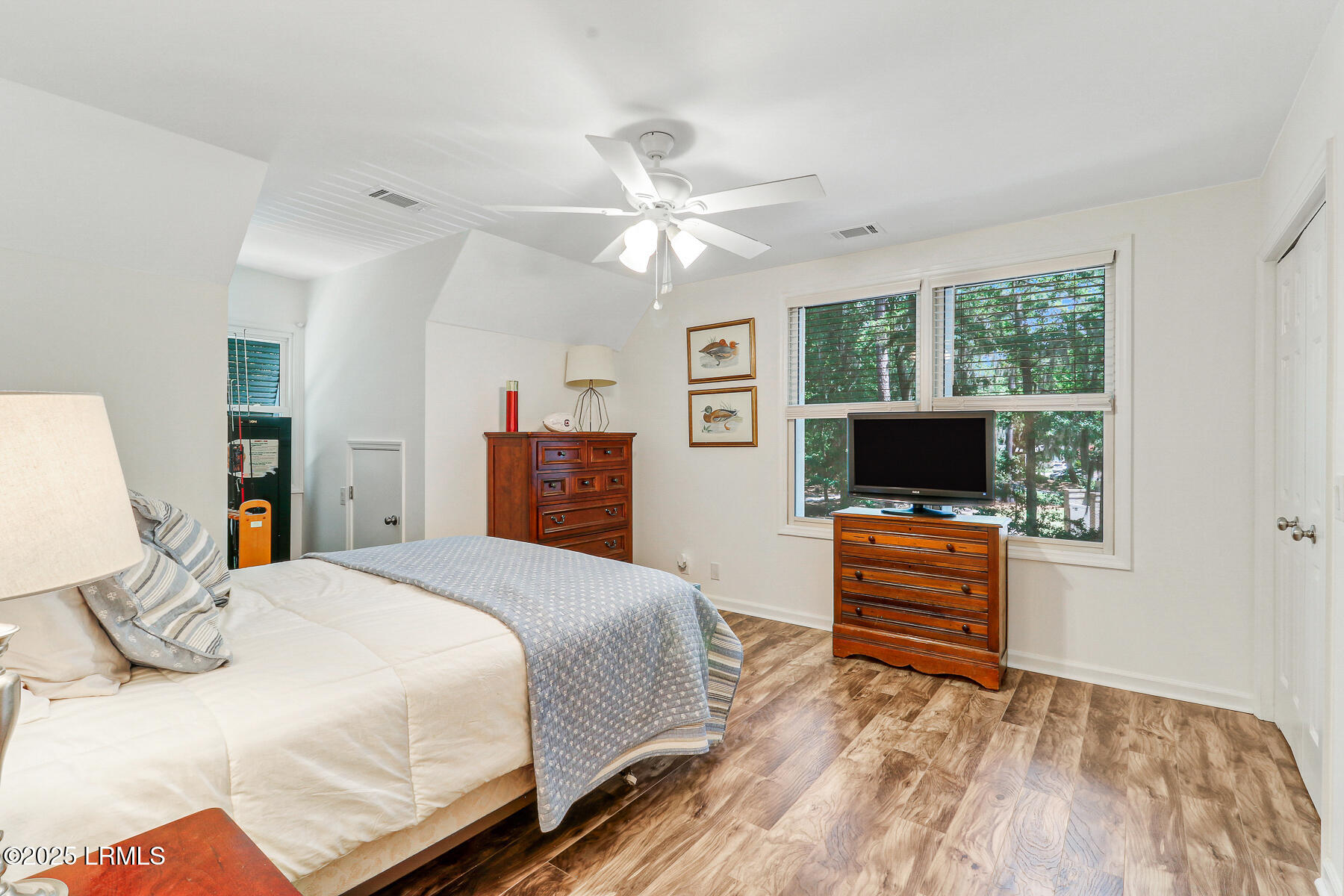 8 Dolphin Point Drive