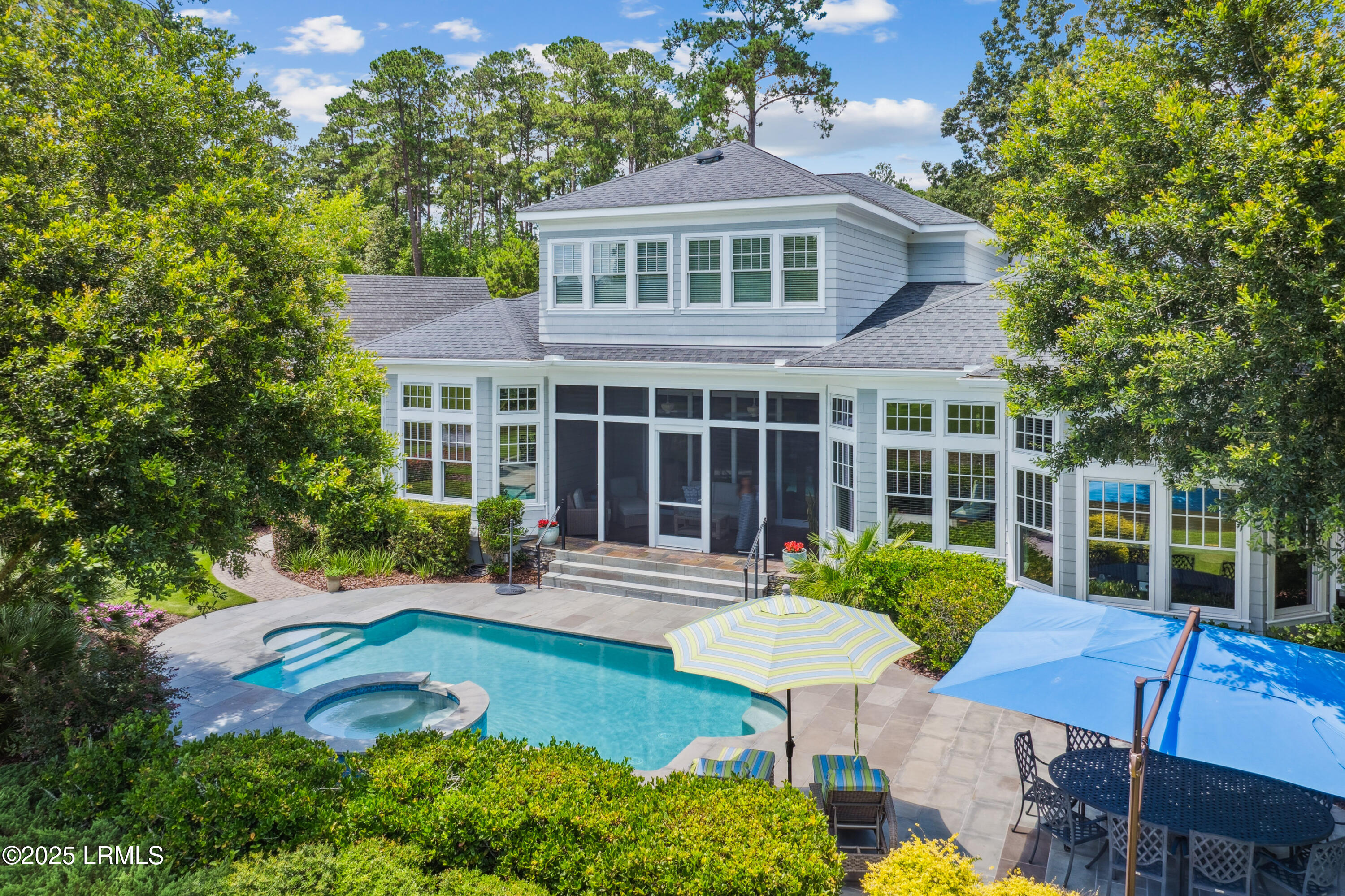12 Holly Grove Road