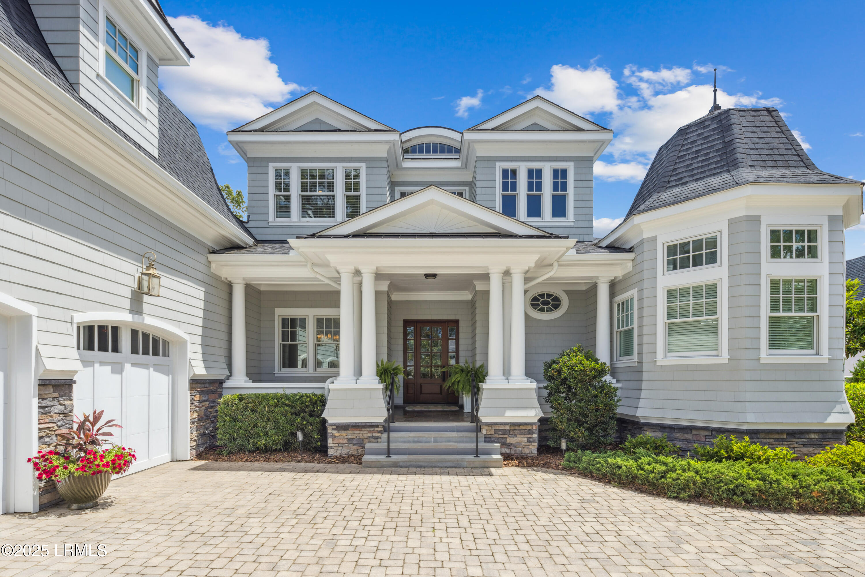 12 Holly Grove Road