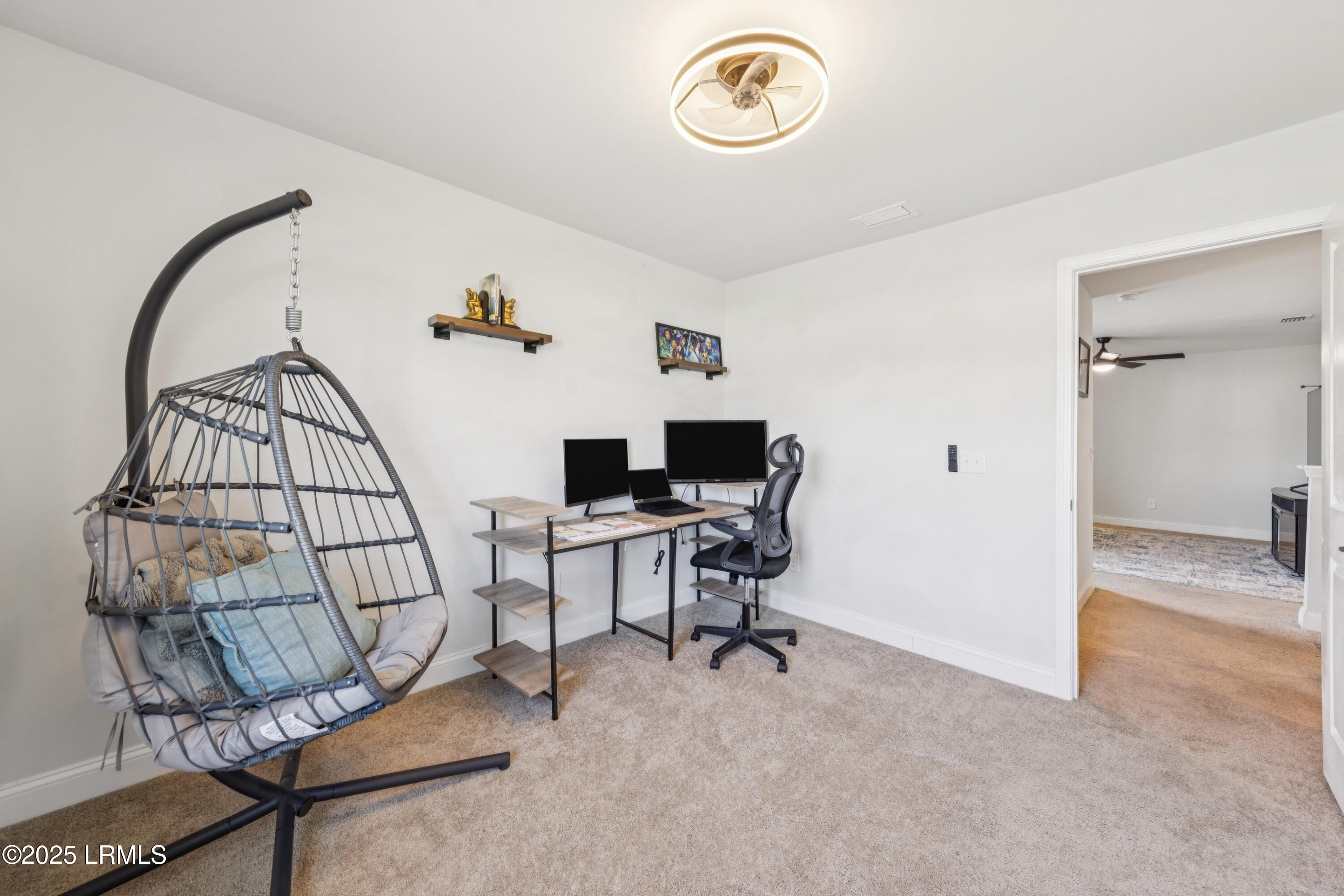 1232 Windswept Oak Lane