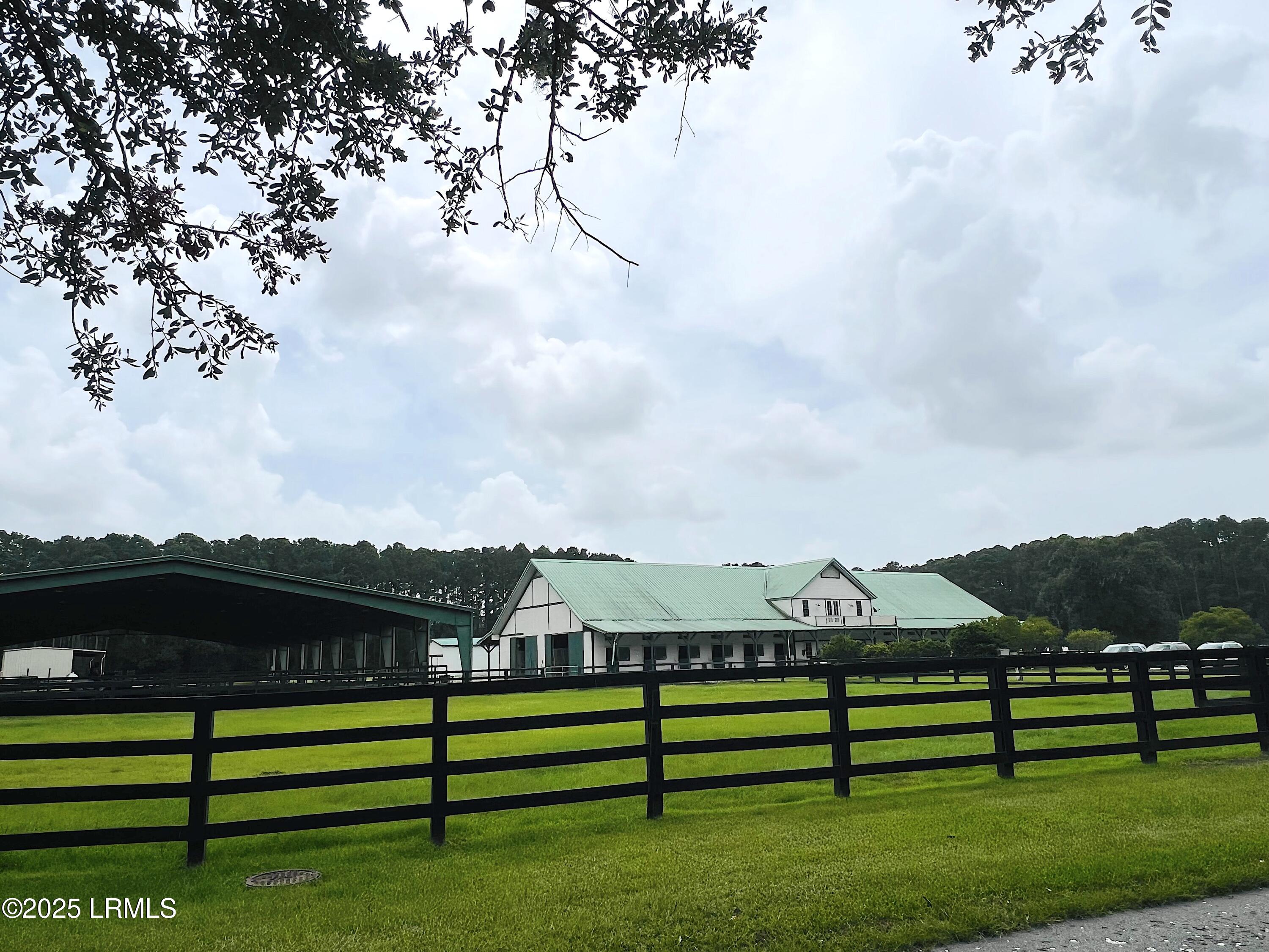 40 Rose Dhu Creek Plantation