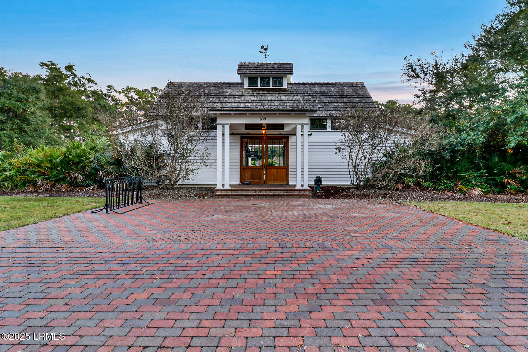 18 High Hope Way