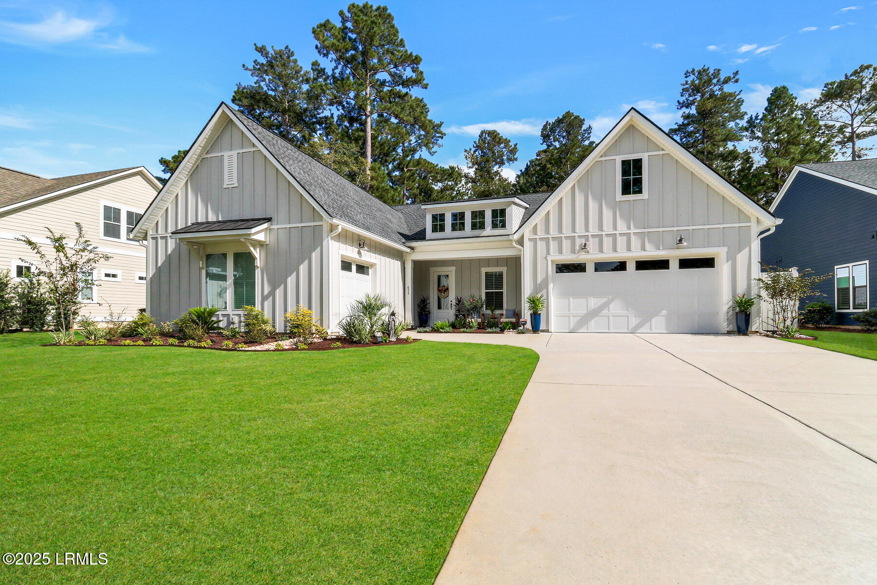 633 Firethorn Lane