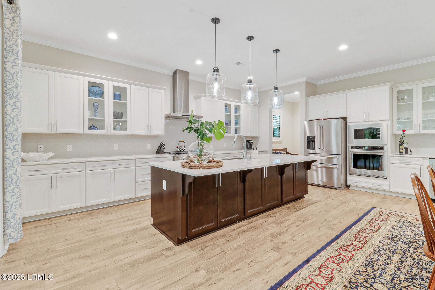 633 Firethorn Lane
