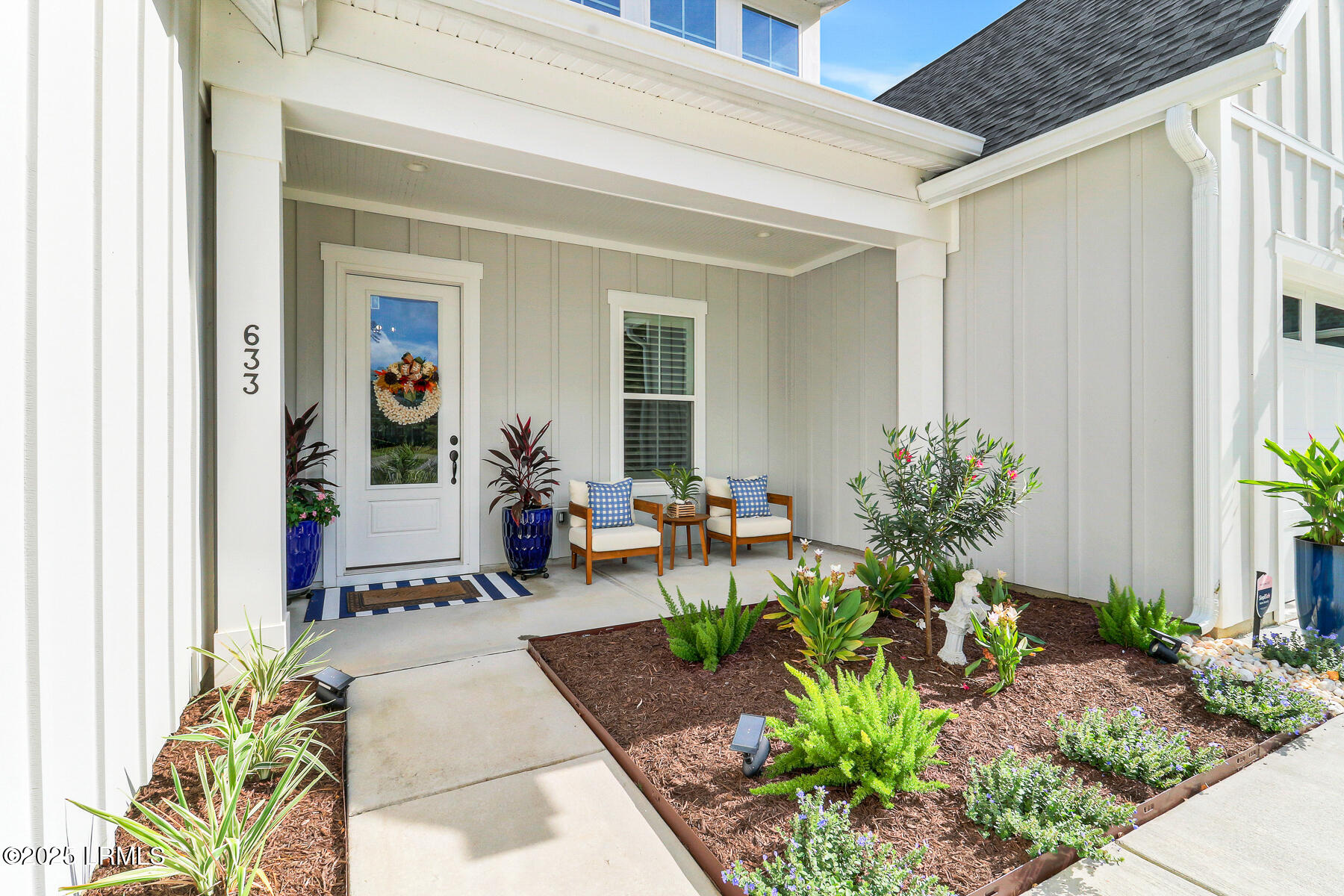 633 Firethorn Lane