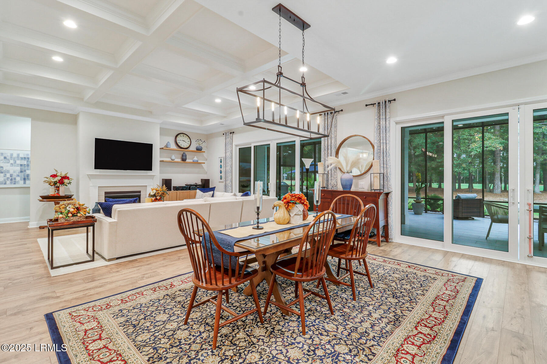 633 Firethorn Lane