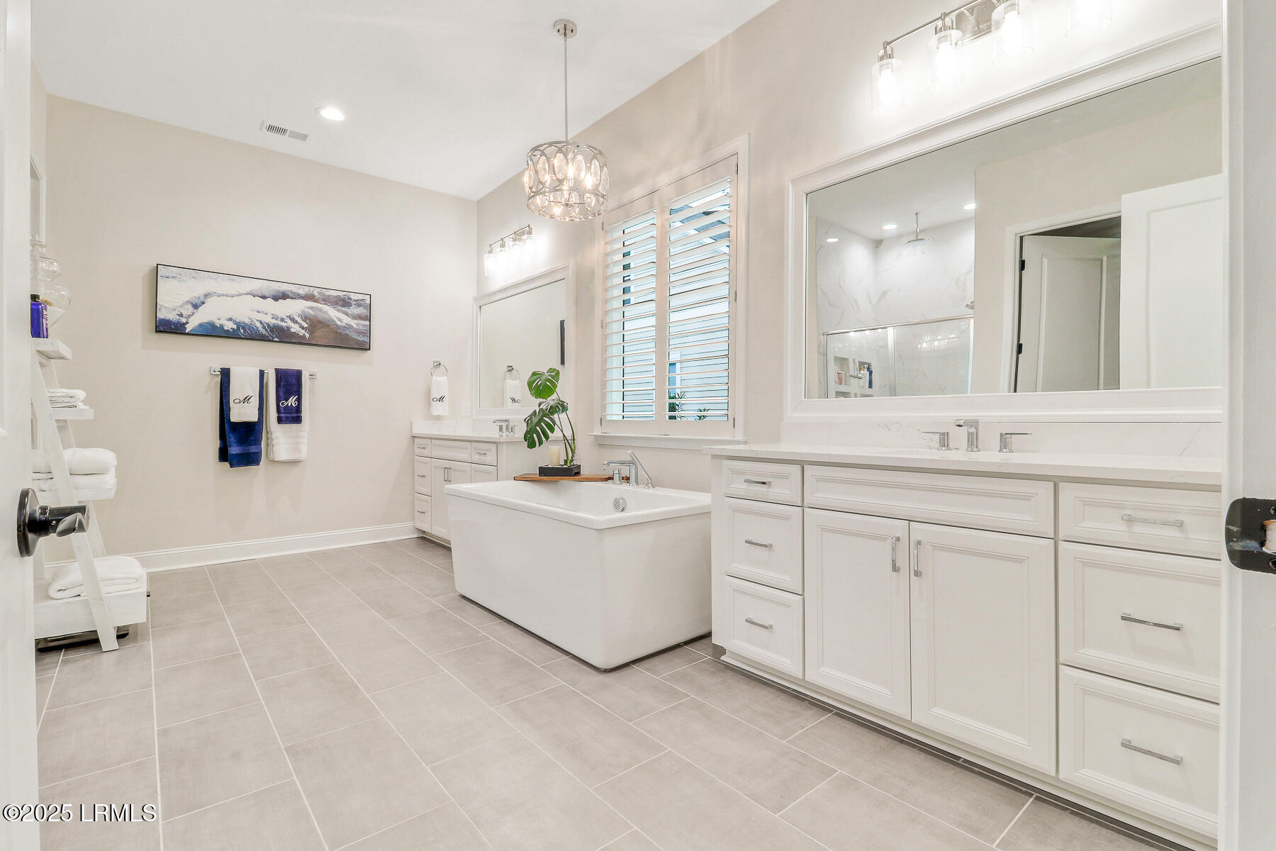 633 Firethorn Lane