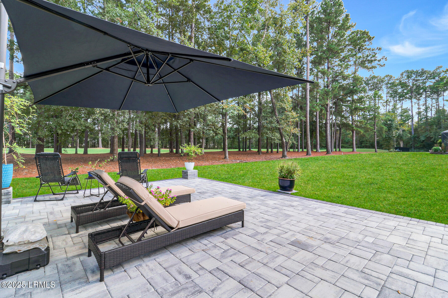 633 Firethorn Lane