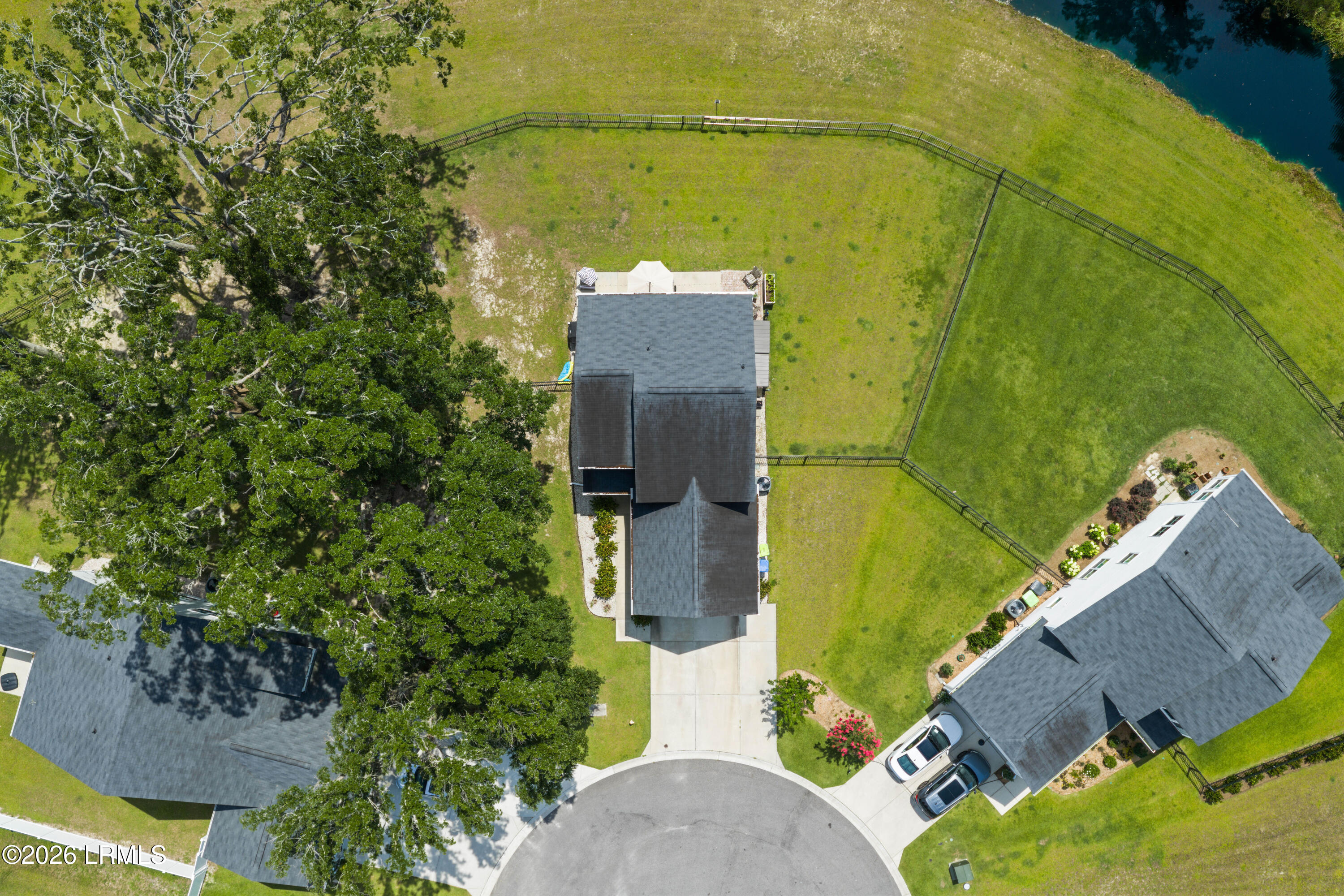11 Grand Willow Way