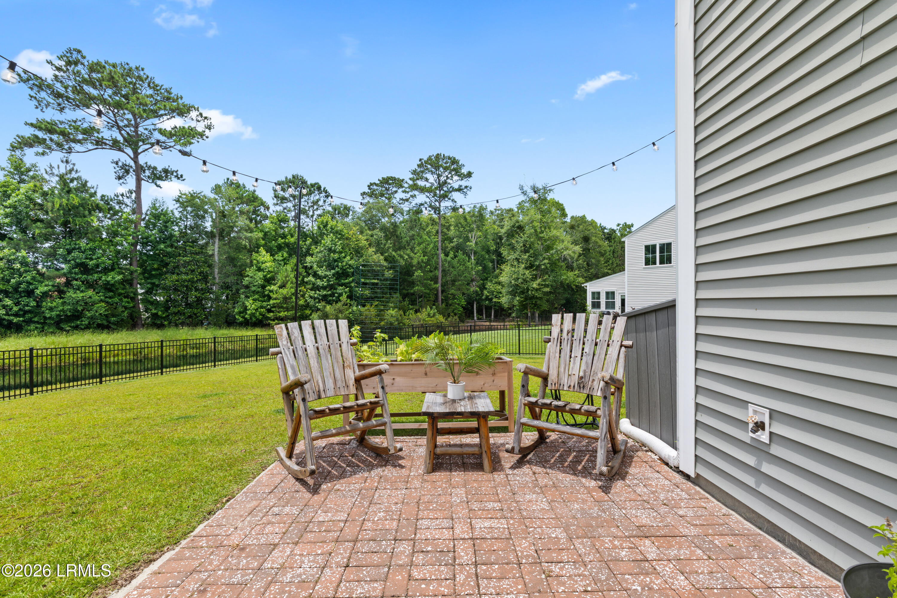 11 Grand Willow Way