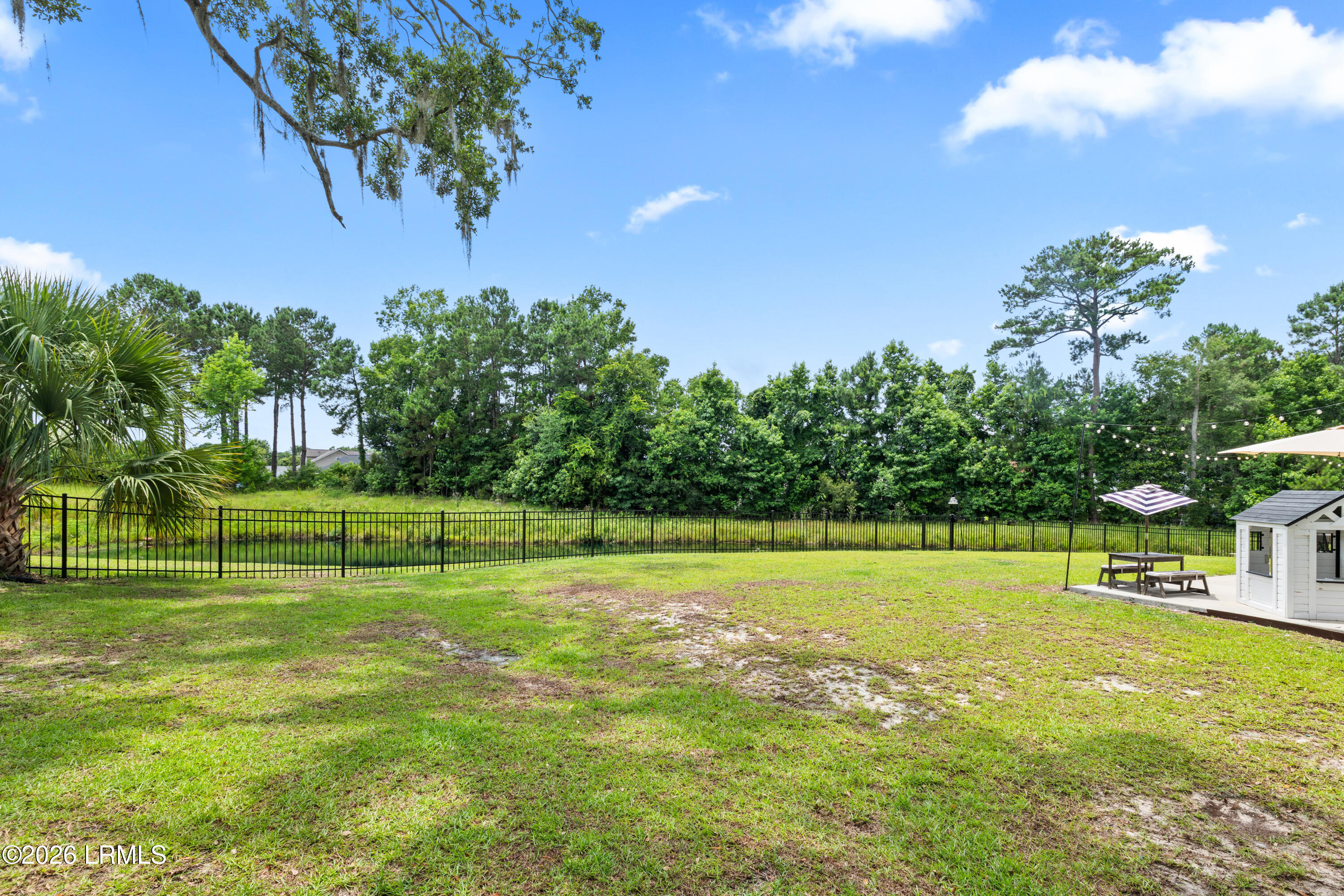 11 Grand Willow Way