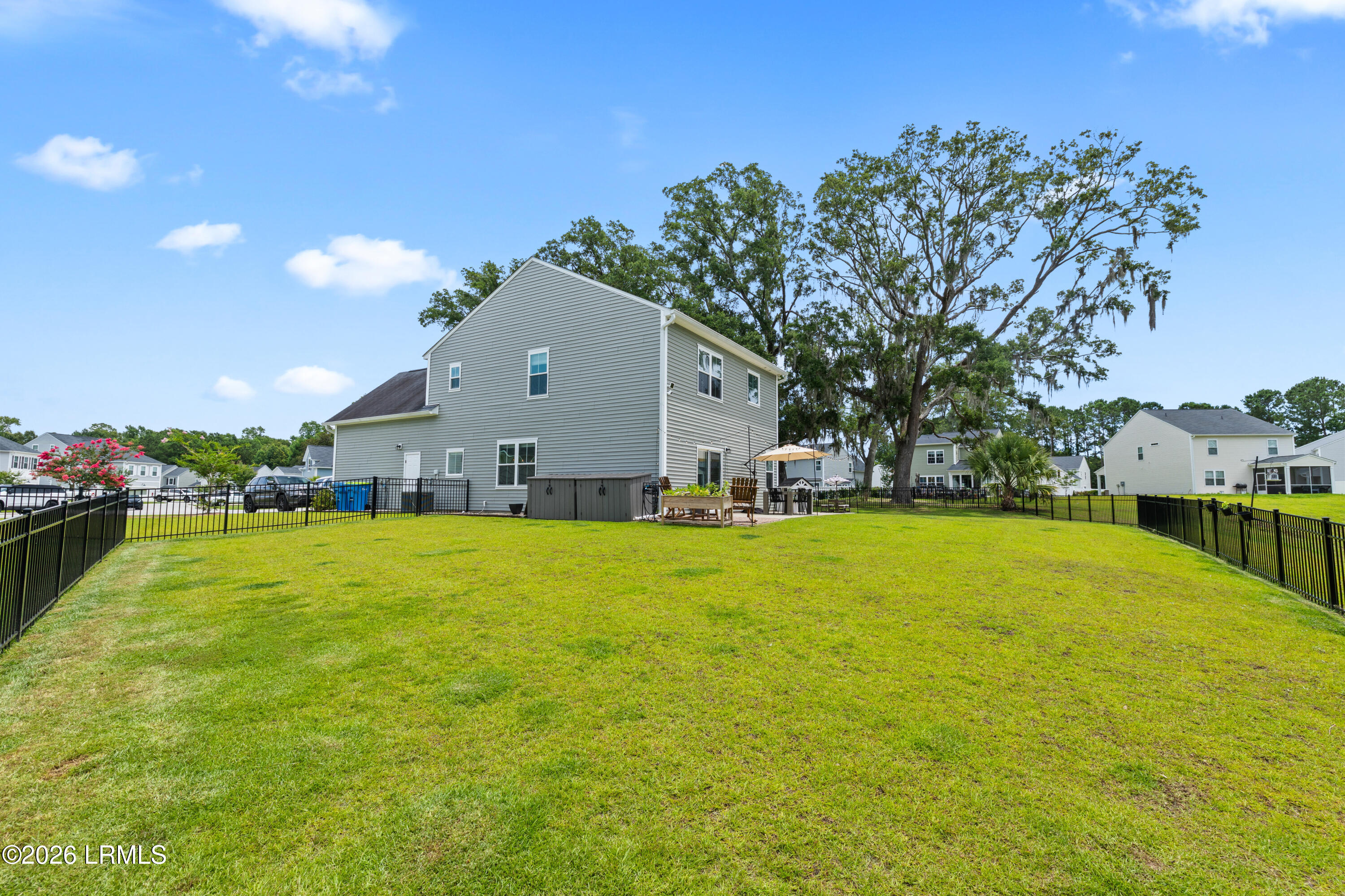 11 Grand Willow Way