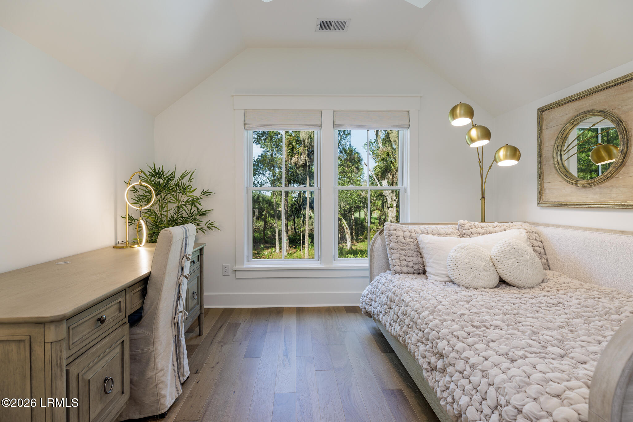 14 Heron Point