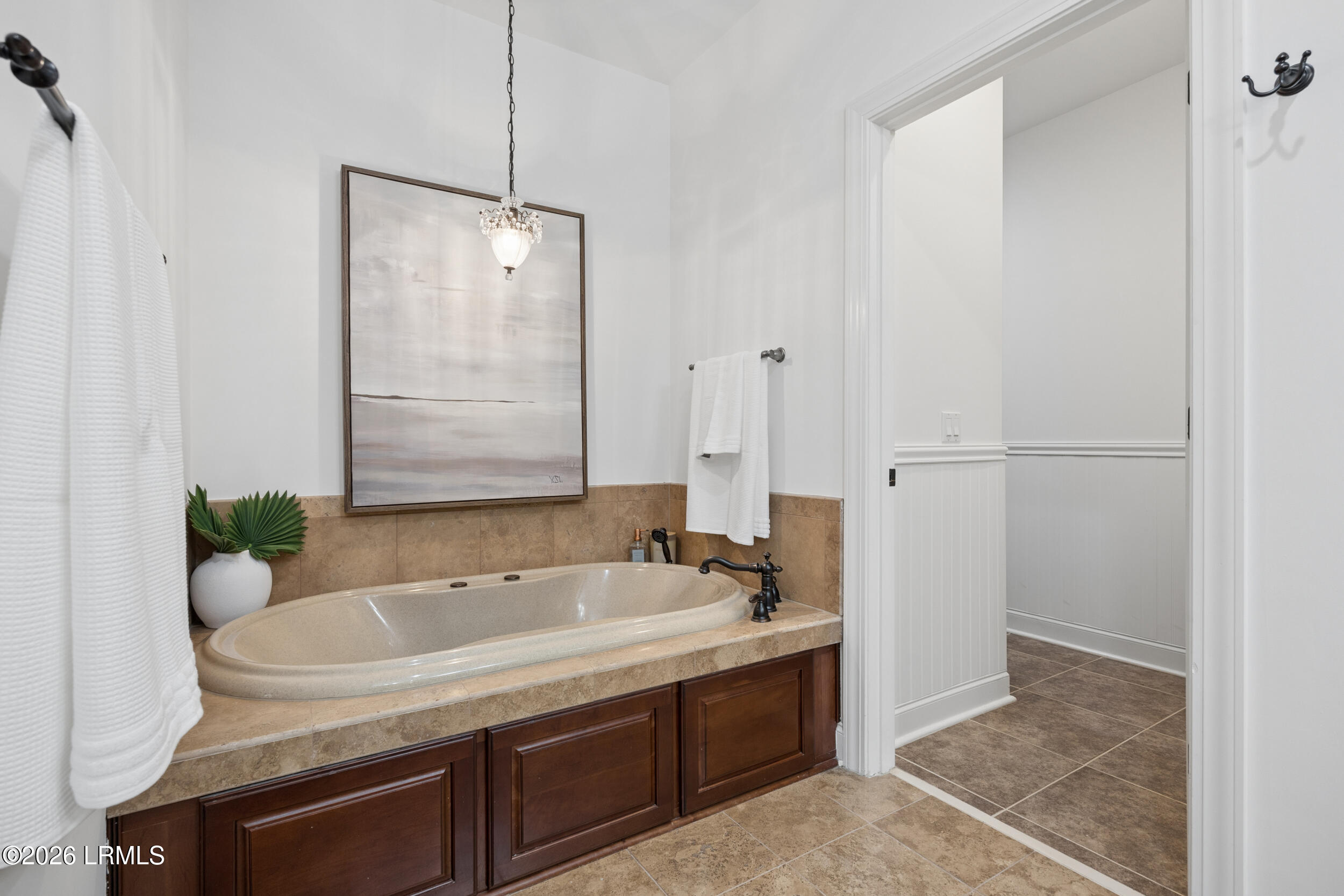2 Fording Court