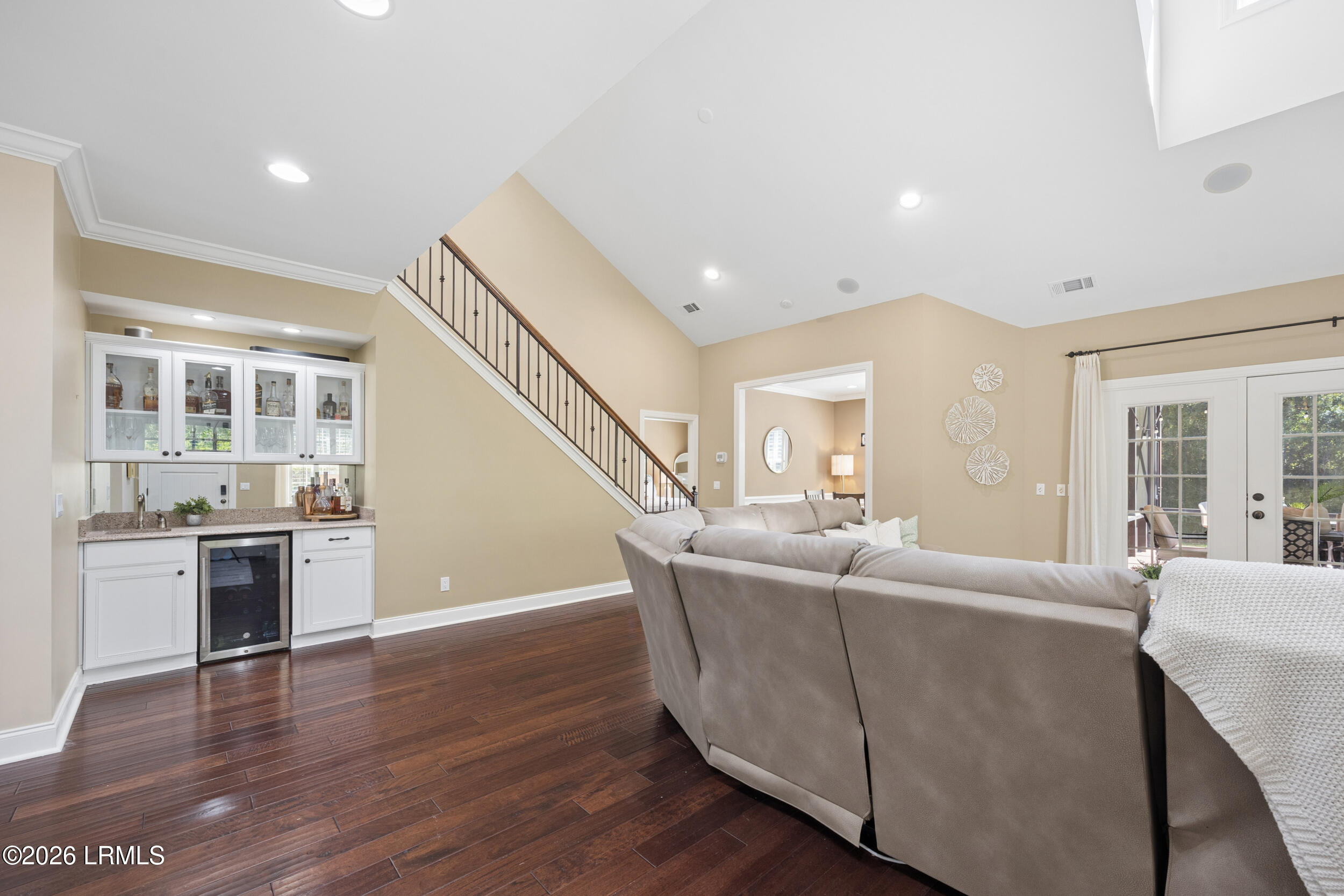 2 Fording Court
