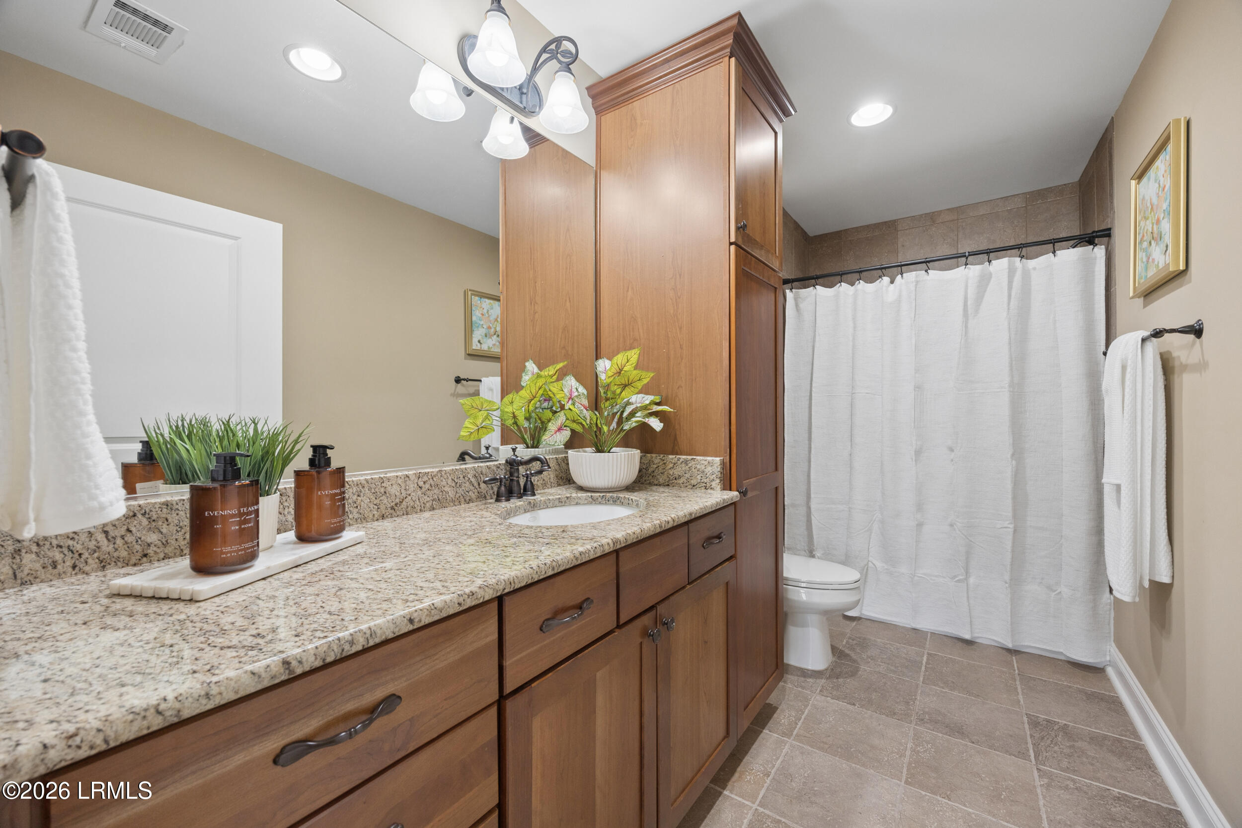 2 Fording Court