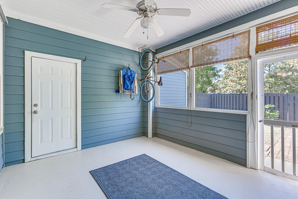 2453 Kings Gate Lane