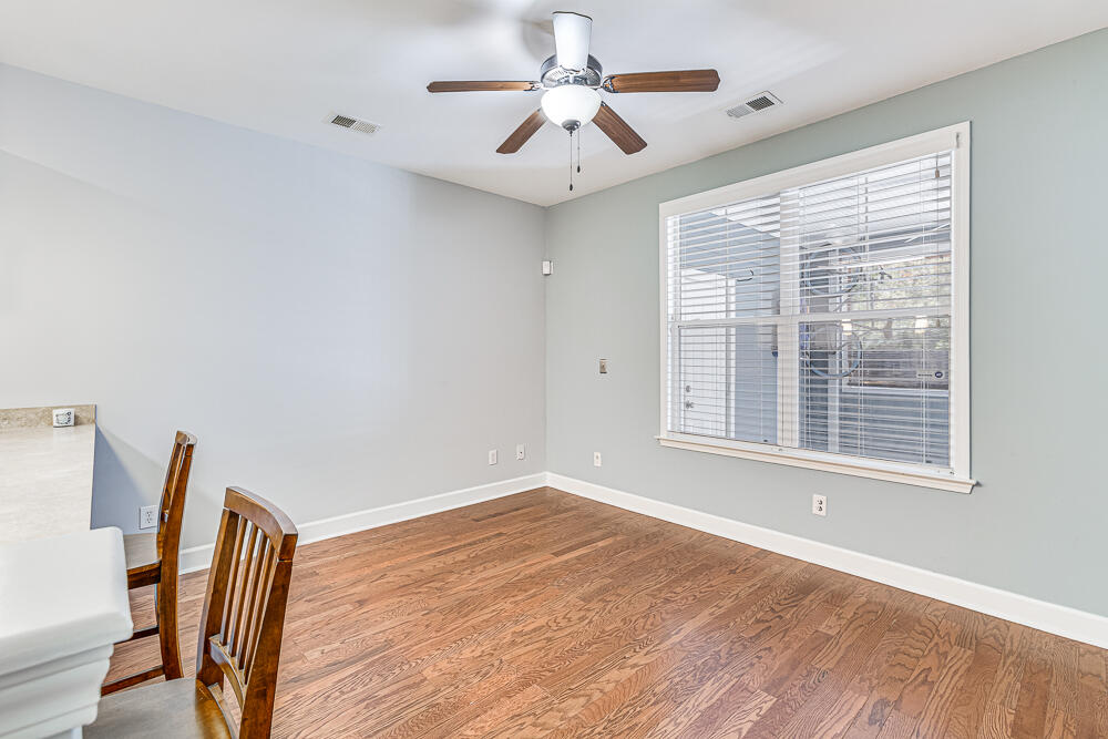 2453 Kings Gate Lane