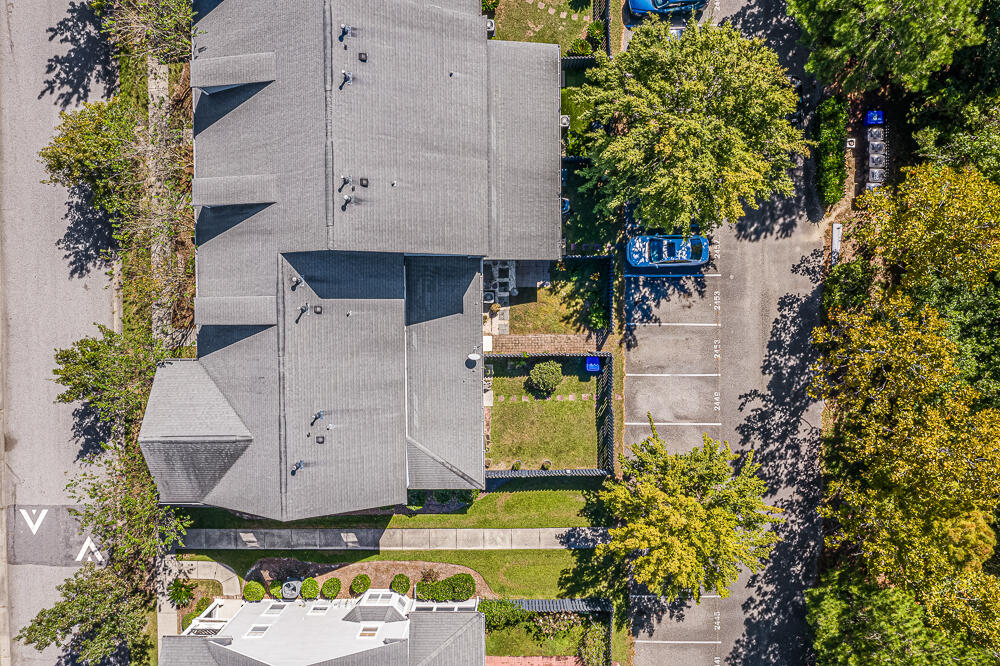 2453 Kings Gate Lane