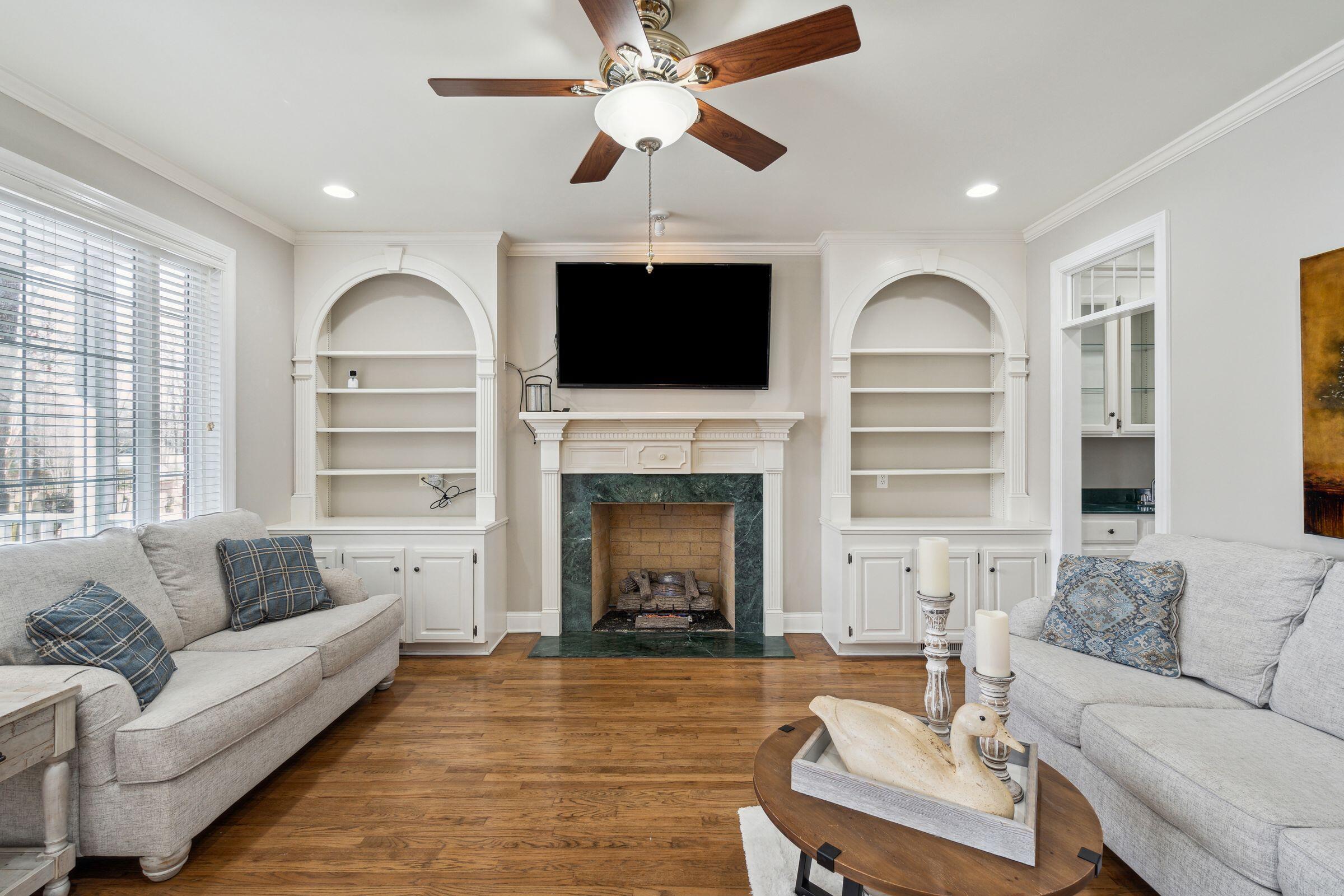 103 Kingfisher Court