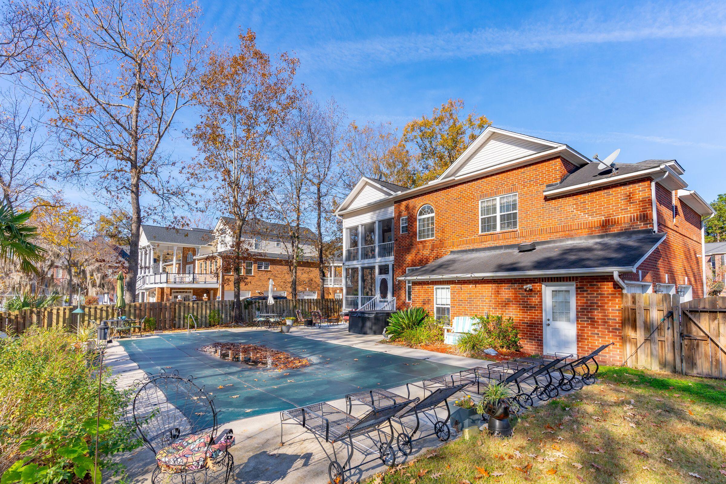 103 Kingfisher Court